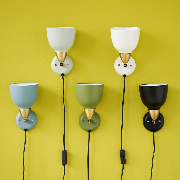 Urban vegglampe kort arm, Matt whisper white (hvit) Superliving