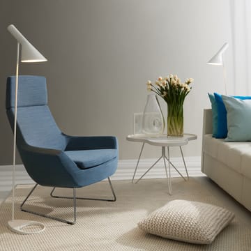 Happy Swing lenestol høy - tekstil europost beige, svingfot i aluminium - Swedese
