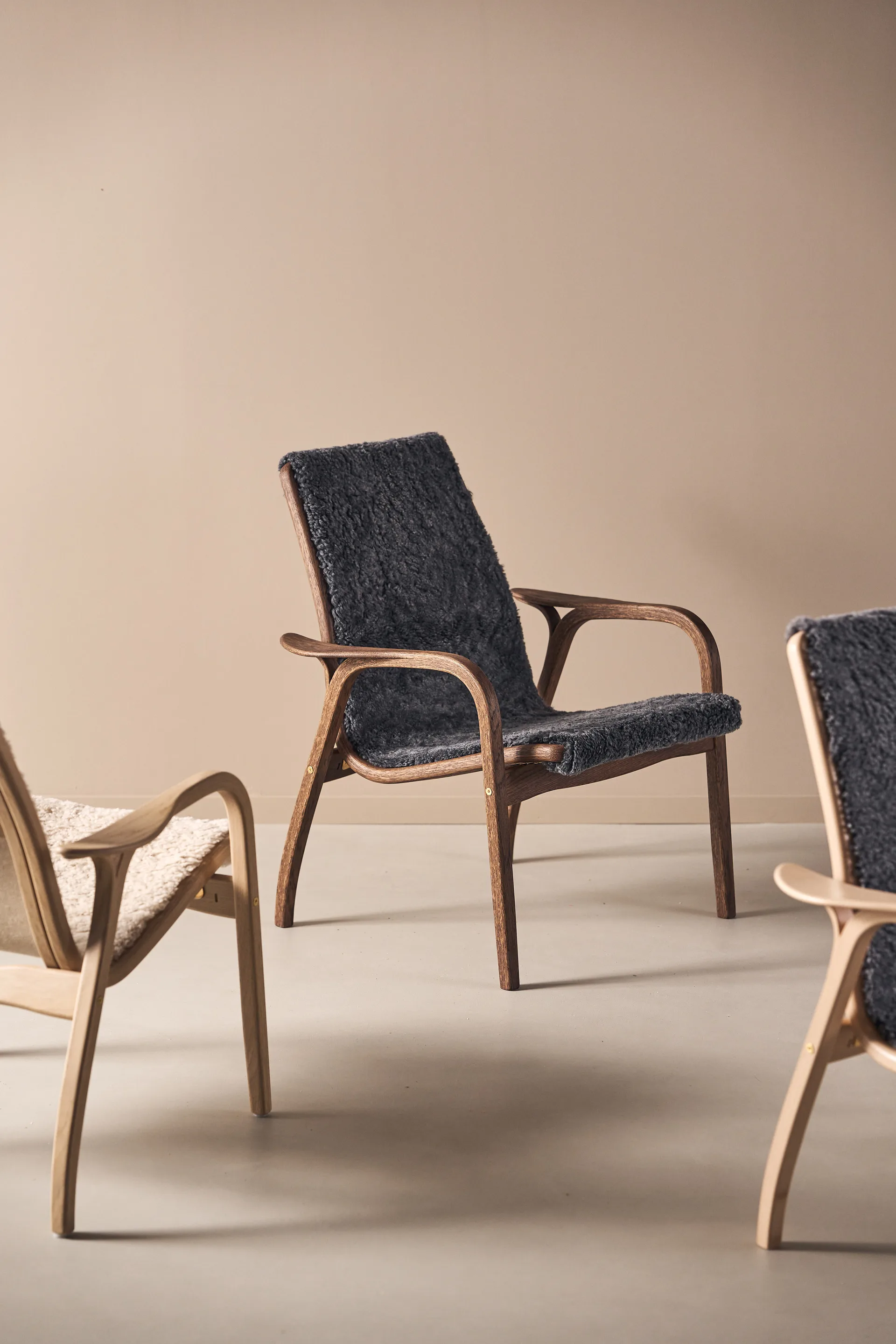 Laminett lenestol eik/saueskinn Special Edition, Rubio Monocoat Chocolate-Charcoal Swedese