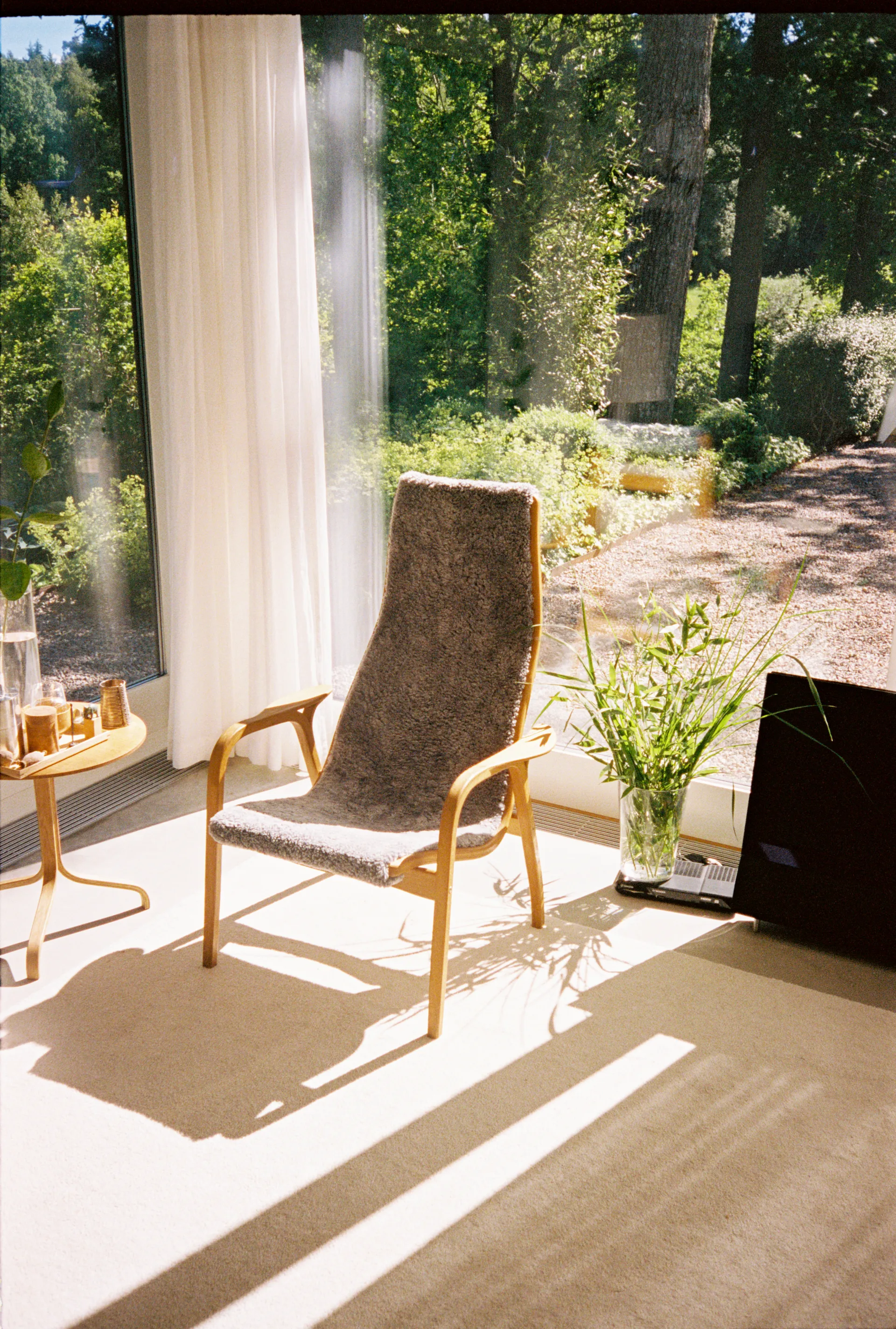 Lamino lenestol oljet eik/saueskinn, Scandinavian Grey (grå) Swedese