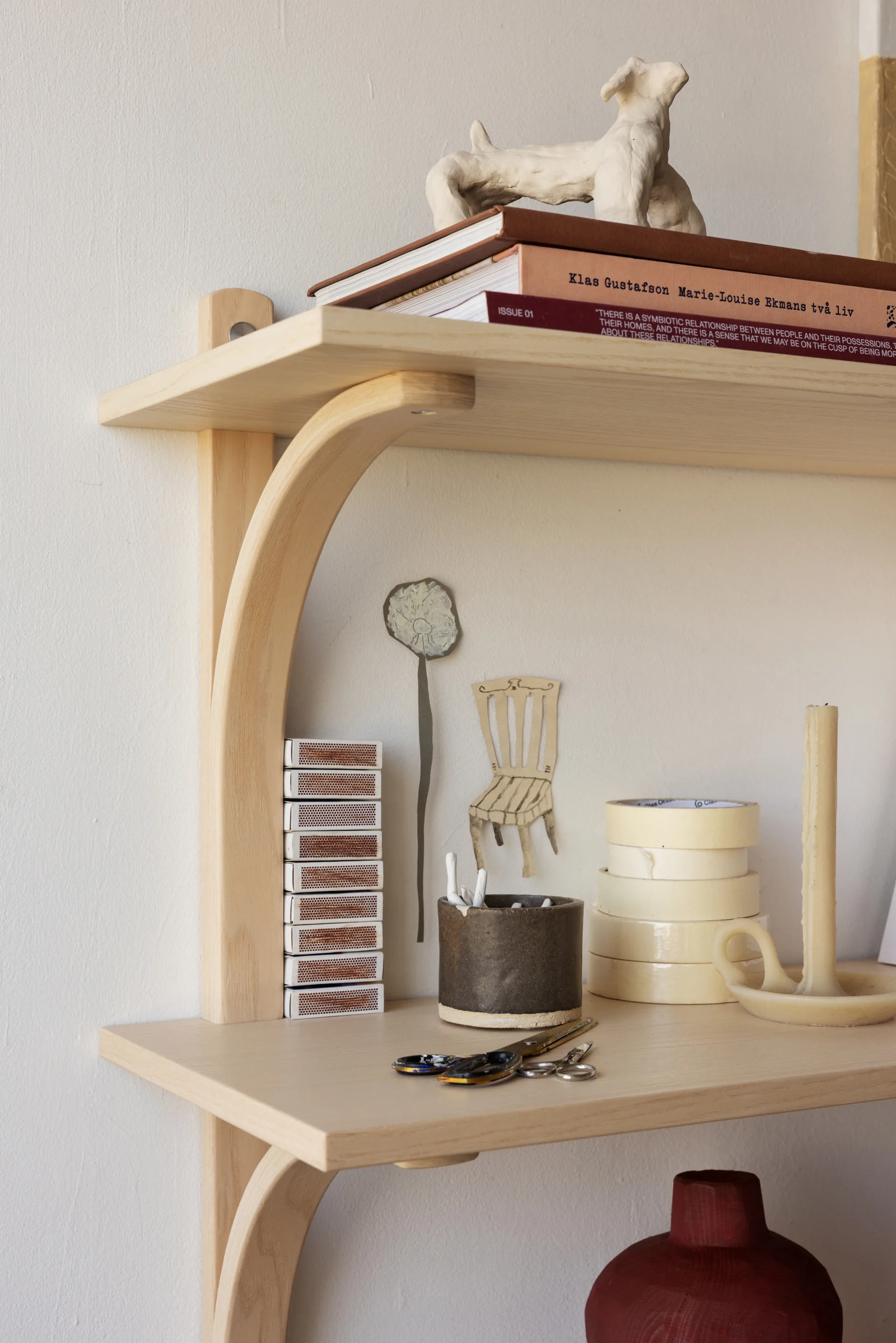 Levi hylle, Ilke blå, rustfritt stål, 2 hyller, 90 cm Swedese