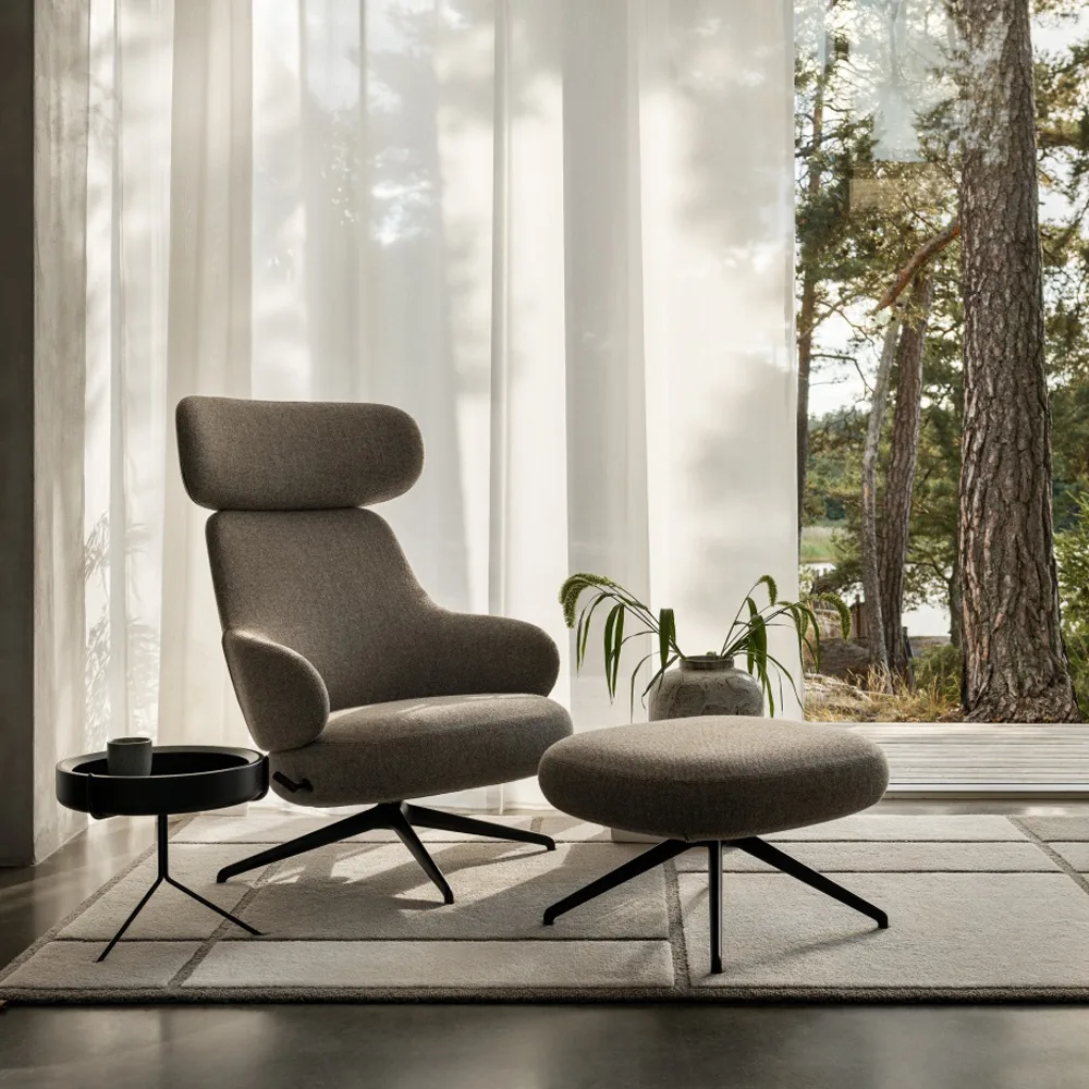 Pillo lenestol, tekstil hallingdal 65 200 offwhite, krom, 4-stjerners svingfot Swedese