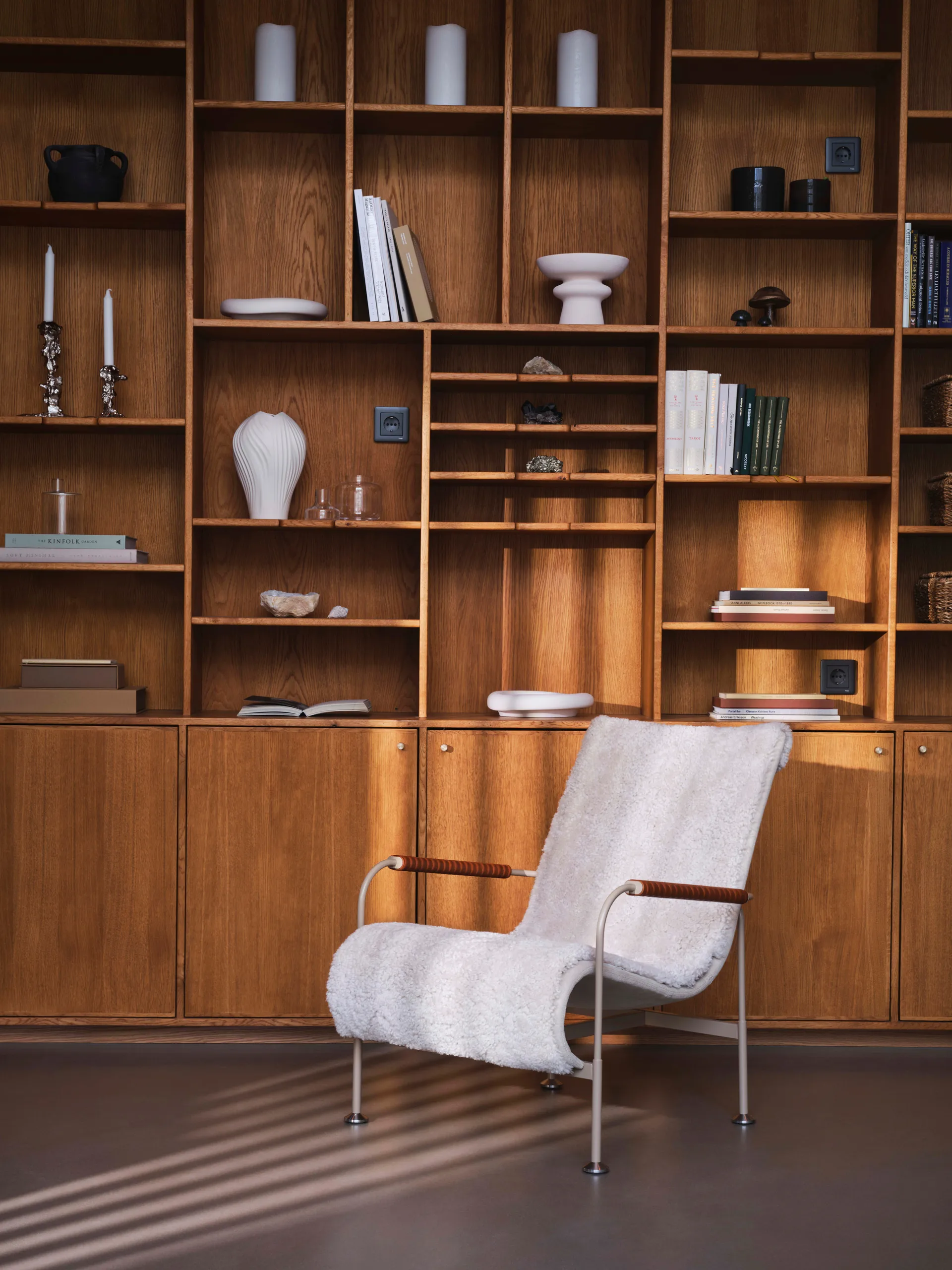 Serpentine lenestol, Stoff Romo Linara Rye-krom Swedese