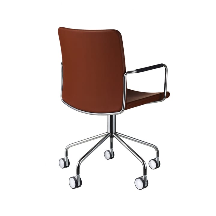 Stella kontorstol, skinn elmosoft 33004 brun, kromstativ Swedese