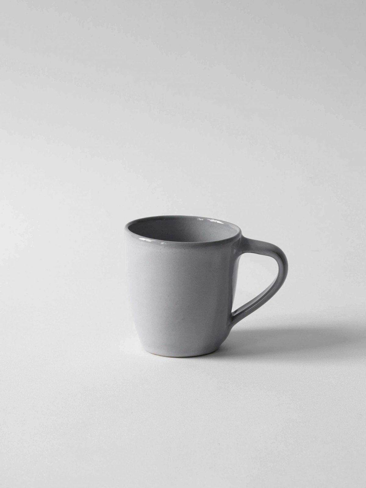 Tell Me More Fabriano kopp 23 cl Lysegrå | Skandinavisk Design | Kaffekopper | Grå