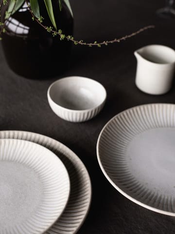 Granada tallerken Ø22 cm - Cremevit-beige - Tell Me More