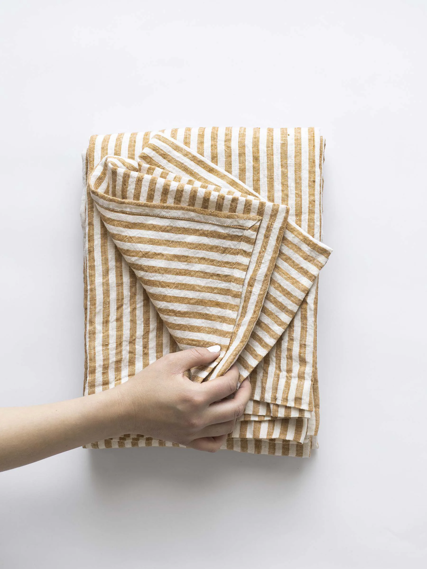 Leon bordduk 145 x 270 cm, Spice Tell Me More