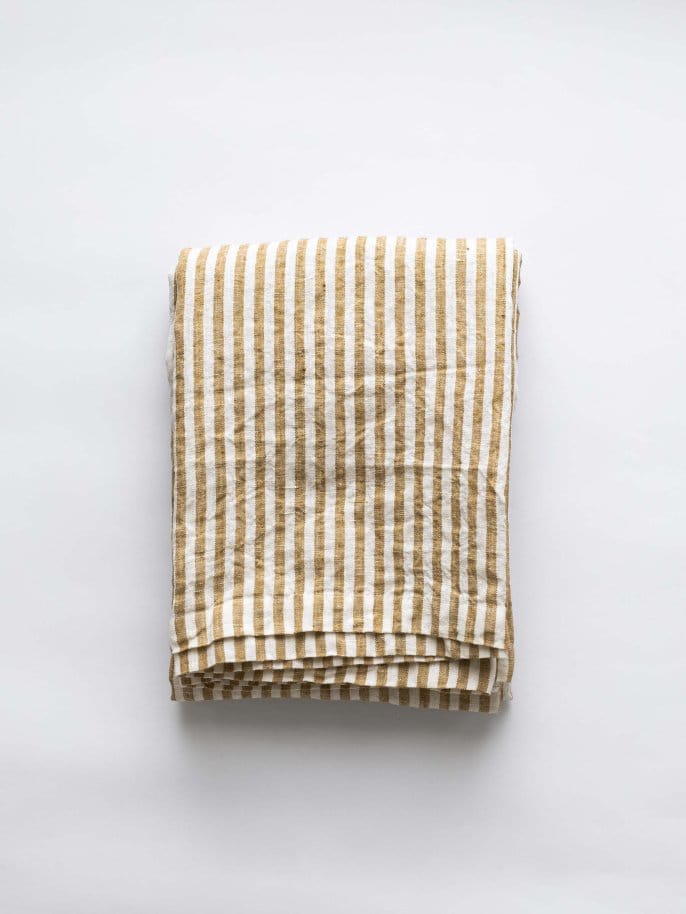 Leon bordduk 145 x 270 cm, Spice Tell Me More