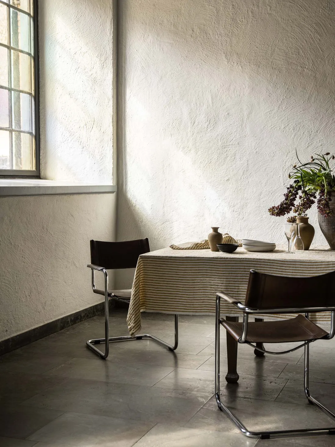 Leon bordduk 145 x 270 cm, Spice Tell Me More