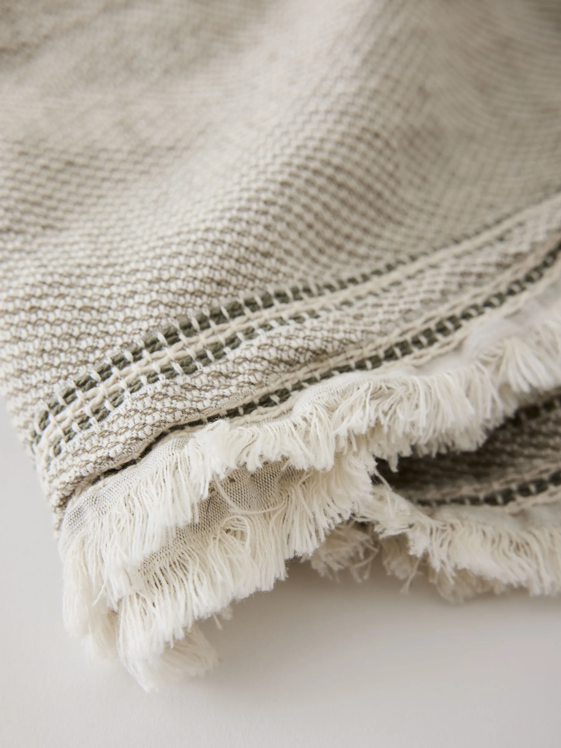 Leonie pledd, Green, 135x200 cm Tell Me More