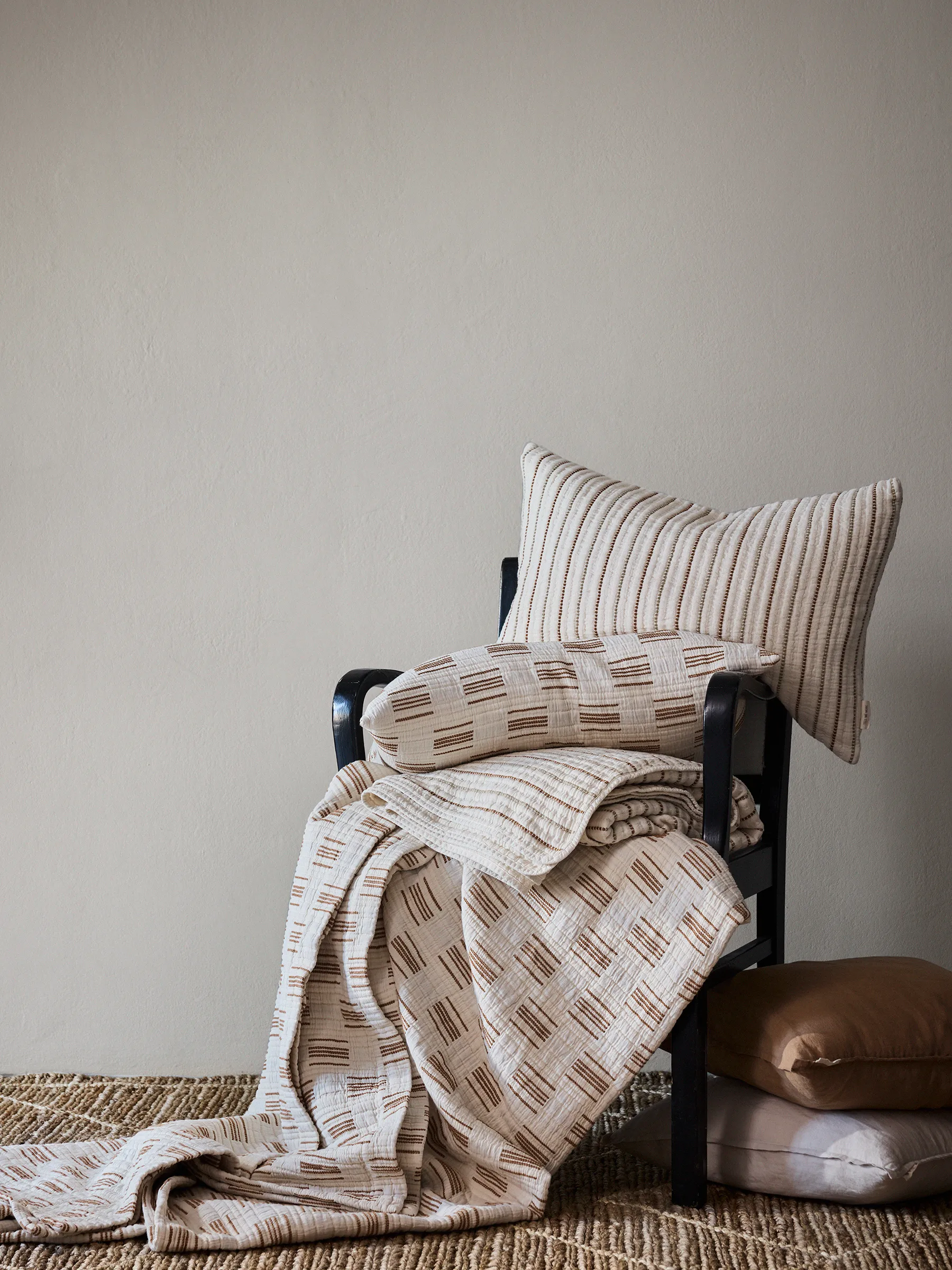 Lola putetrekk 40x60 cm, Off-white Tell Me More