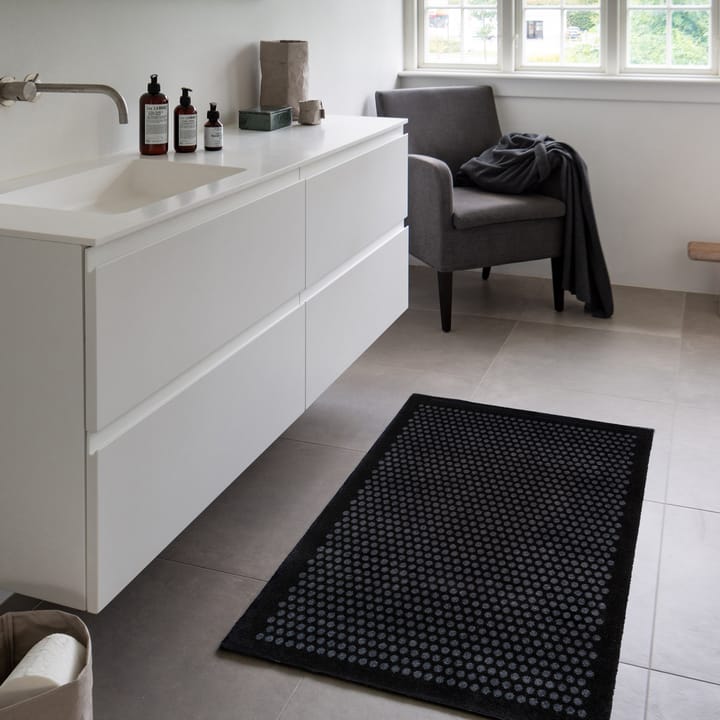 Dots entréteppe, Black, 90 x 130 cm tica copenhagen