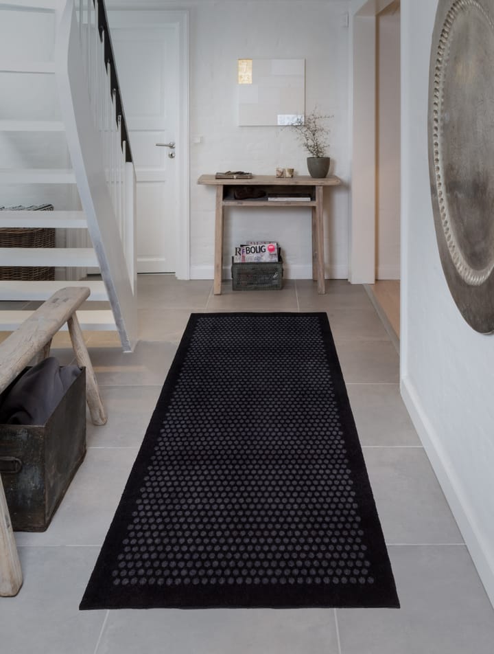 Dots entréteppe, Black, 90 x 200 cm tica copenhagen