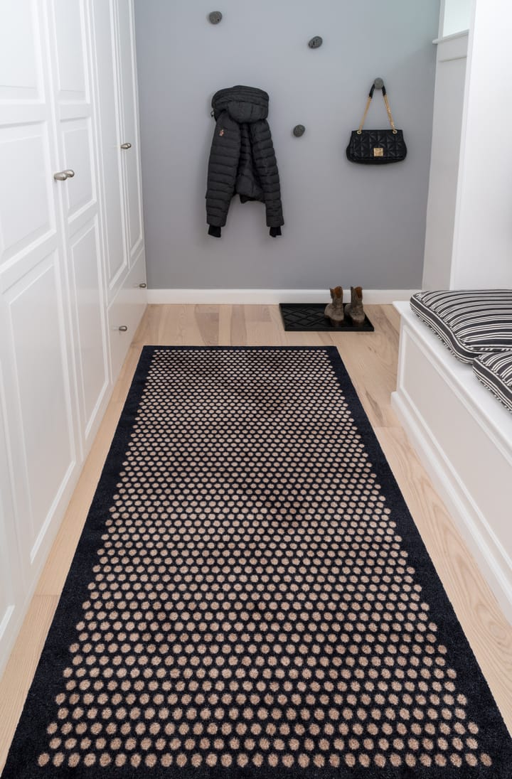 Dots entréteppe, Black-sand, 90 x 200 cm tica copenhagen