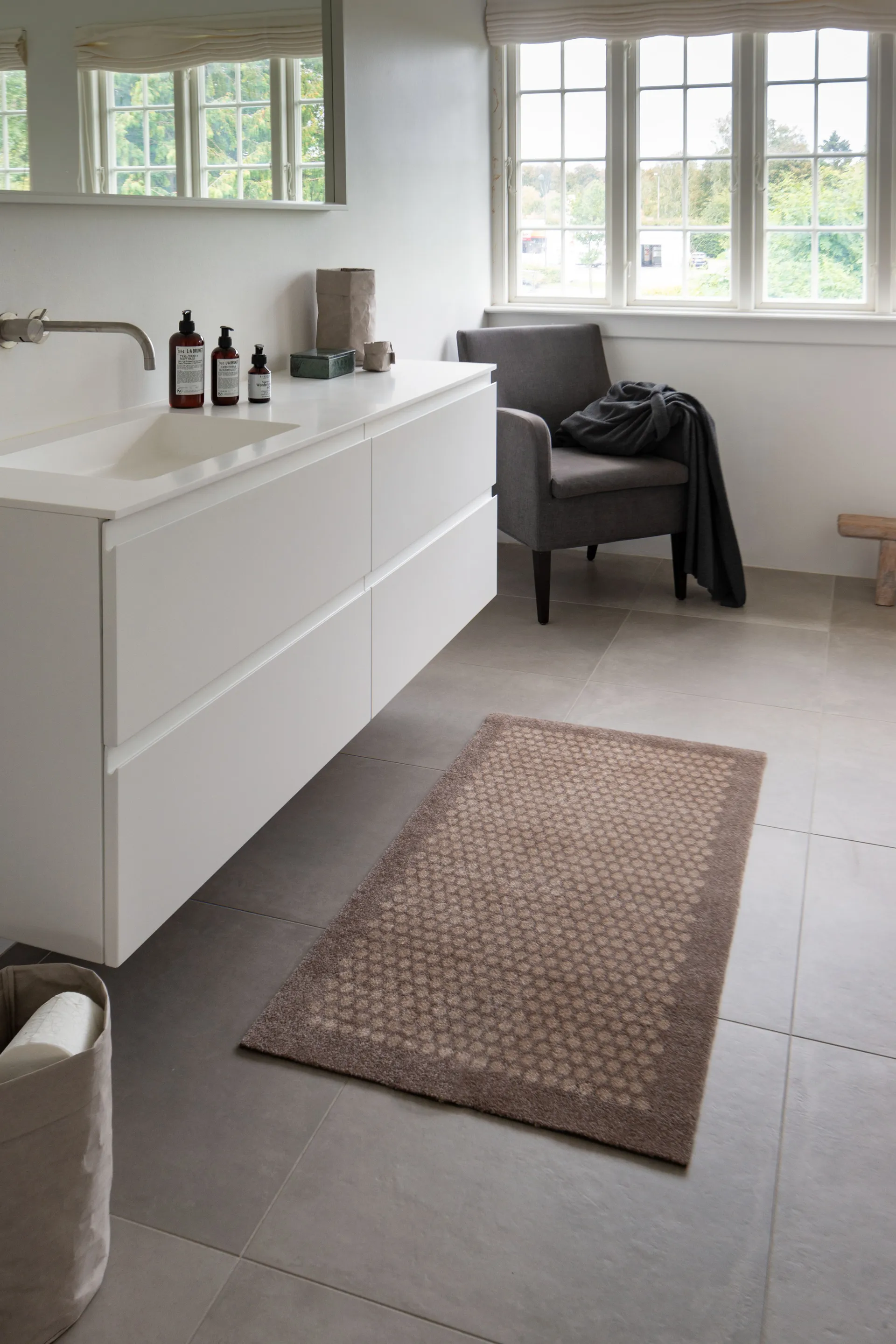 Dots entréteppe, Sand, 67 x 120 cm tica copenhagen