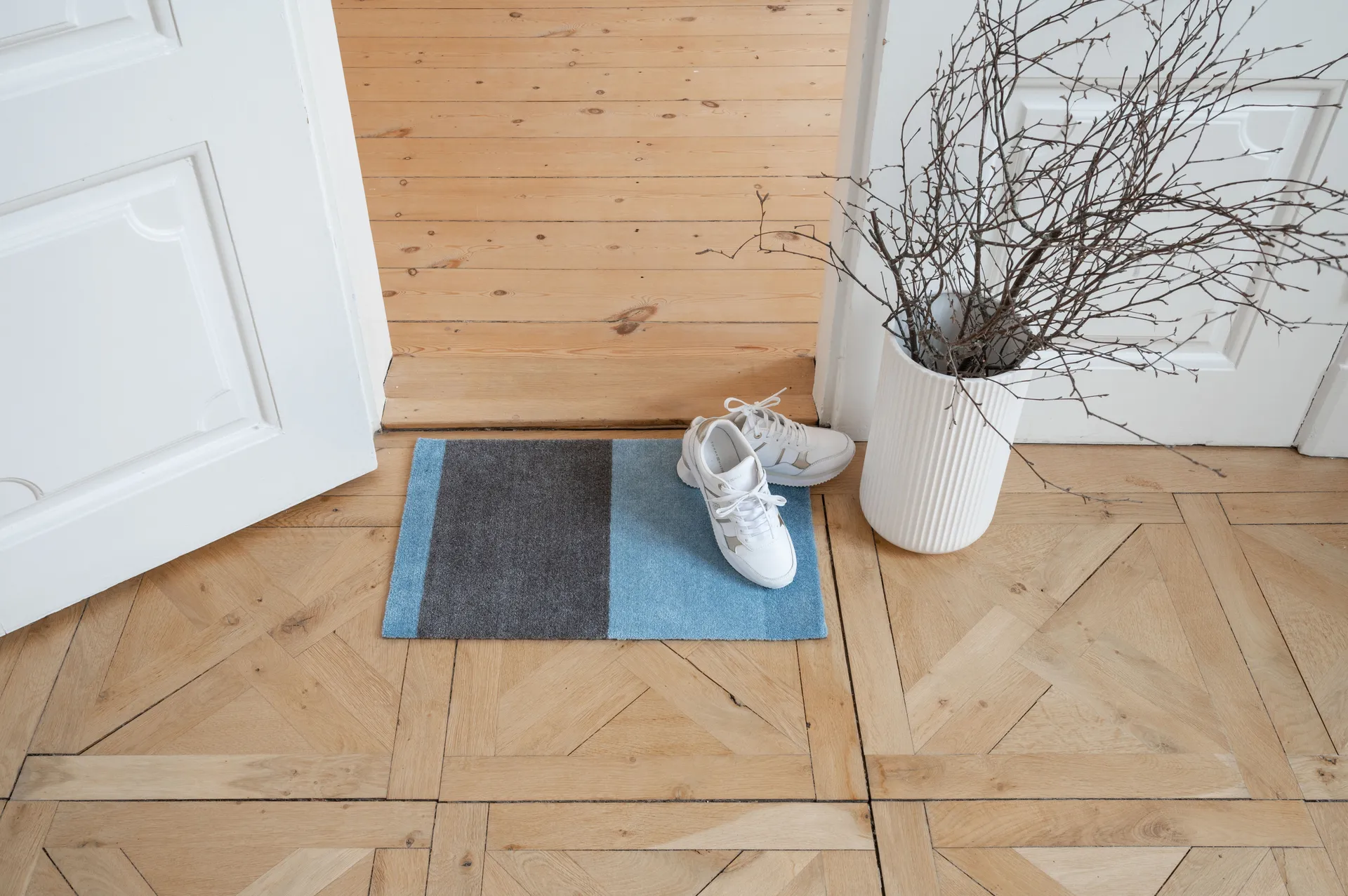 Stripes dørmatte horisontal, Blue-steel grey, 40 x 60 cm tica copenhagen