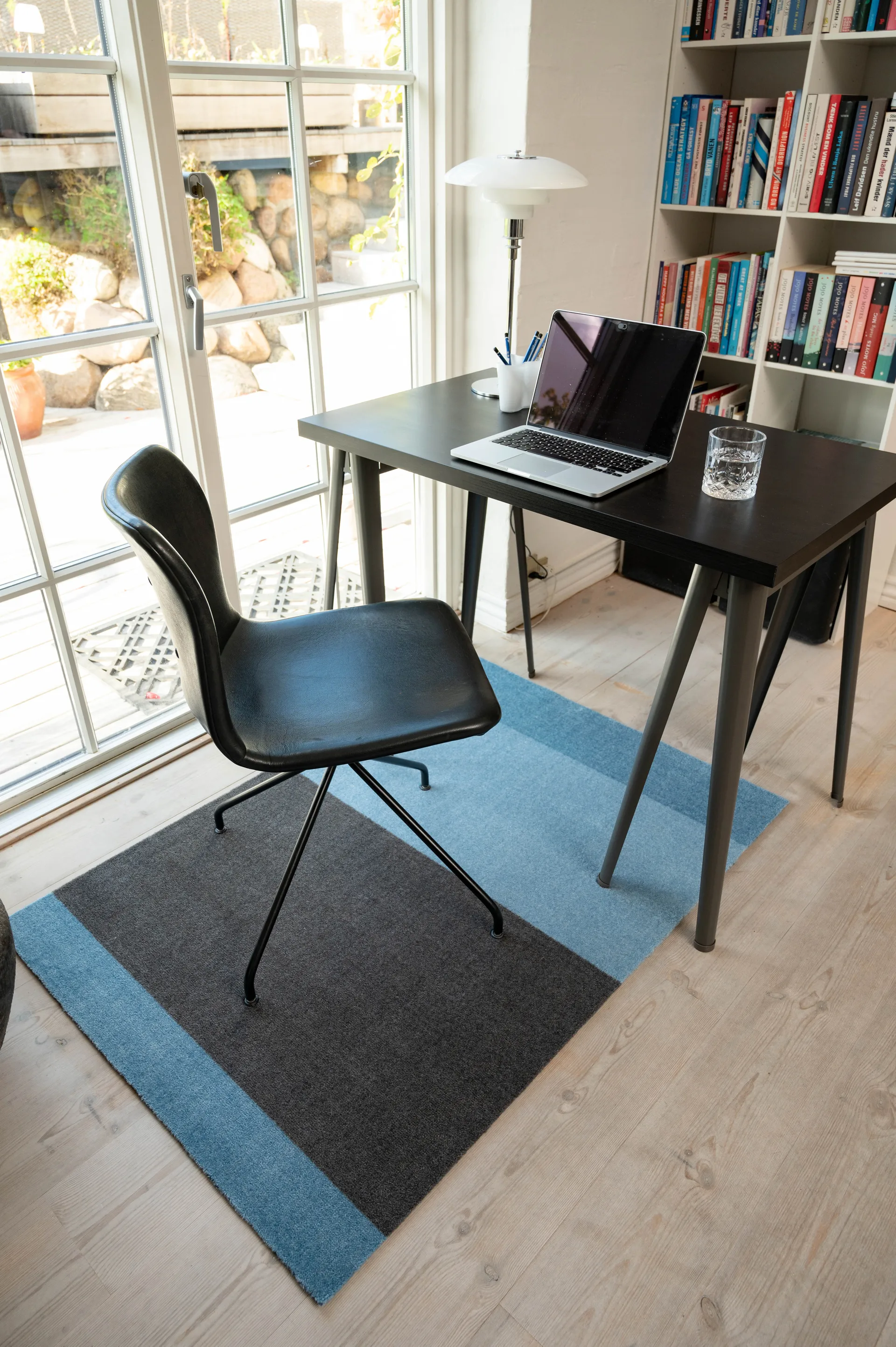 Stripes entréteppe horisontal, Blue-steel grey, 90 x 130 cm tica copenhagen