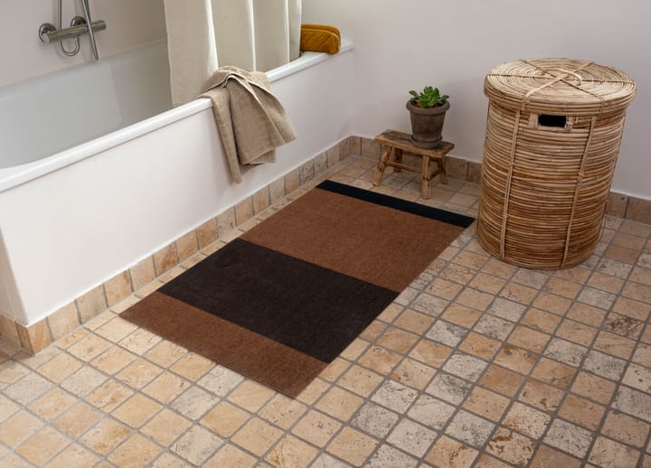 Stripes entréteppe horisontal, Cognac-dark brown-black, 67x120 cm tica copenhagen