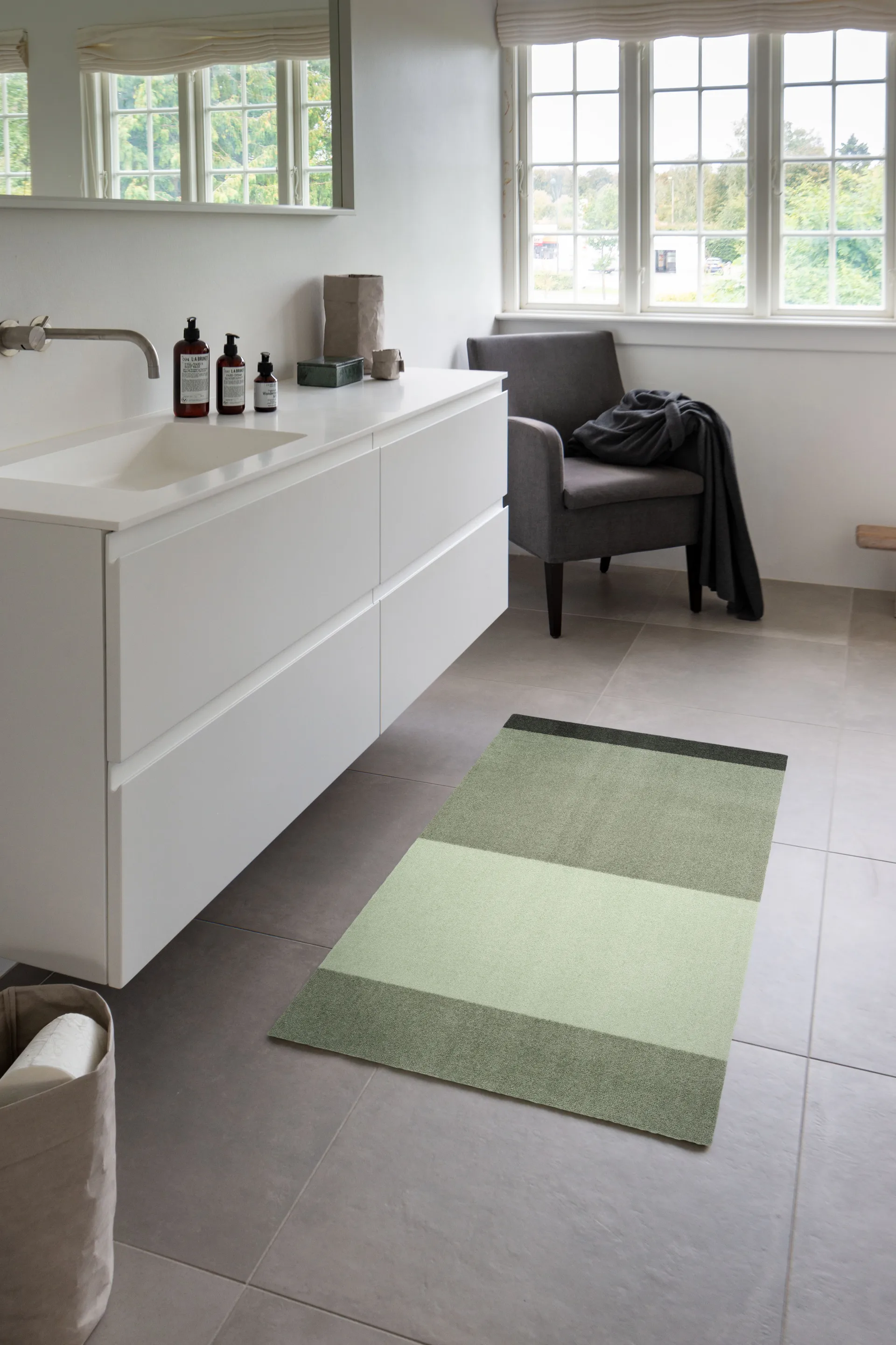 Stripes entréteppe horisontal, Green, 67 x 120 cm tica copenhagen