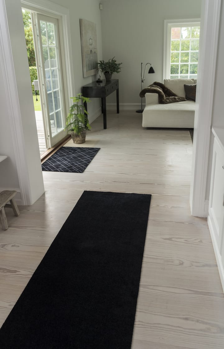 Unicolor entréteppe, Black, 90 x 200 cm tica copenhagen