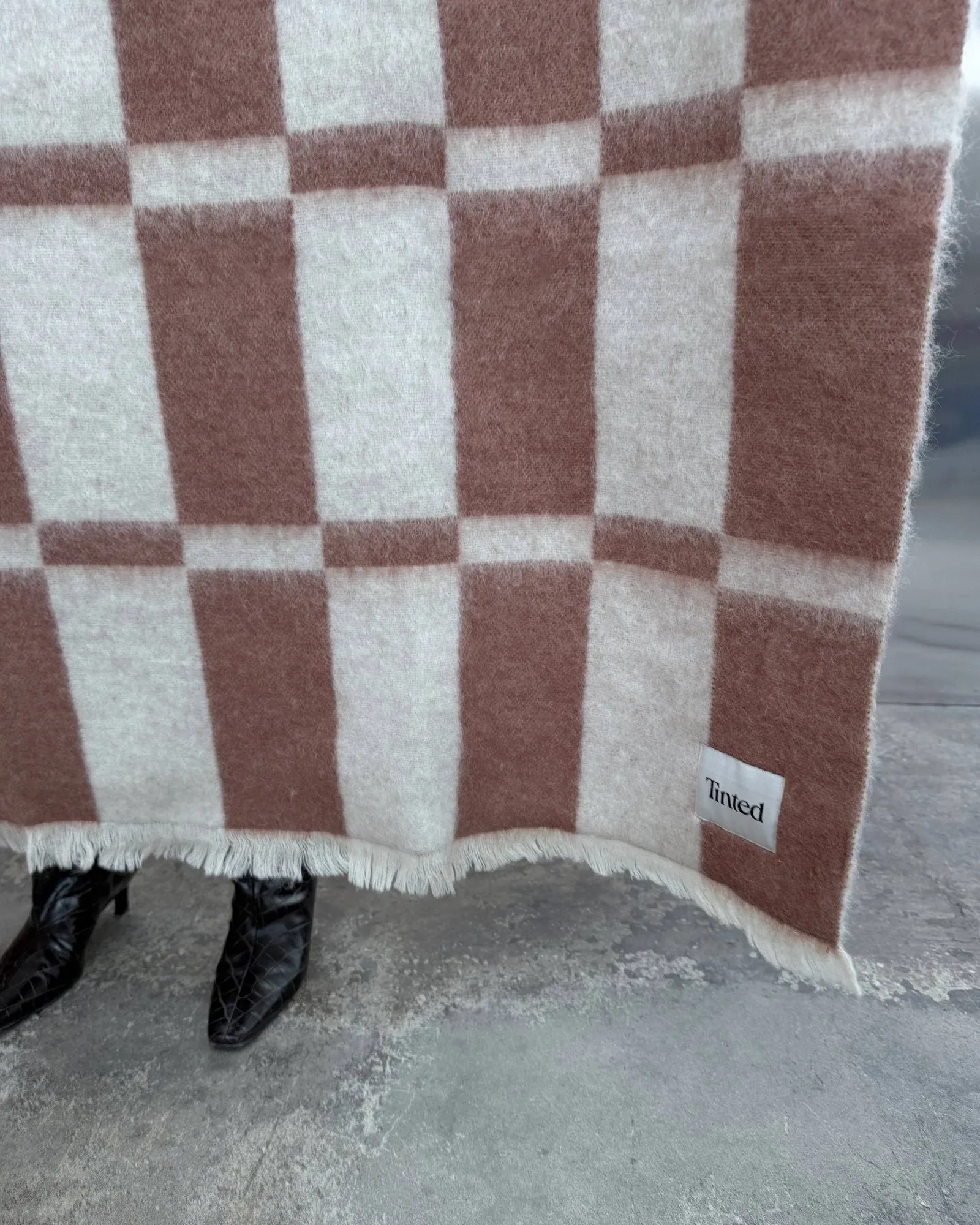Hallin mohairpledd, Off white-rust, 130×170 cm Tinted