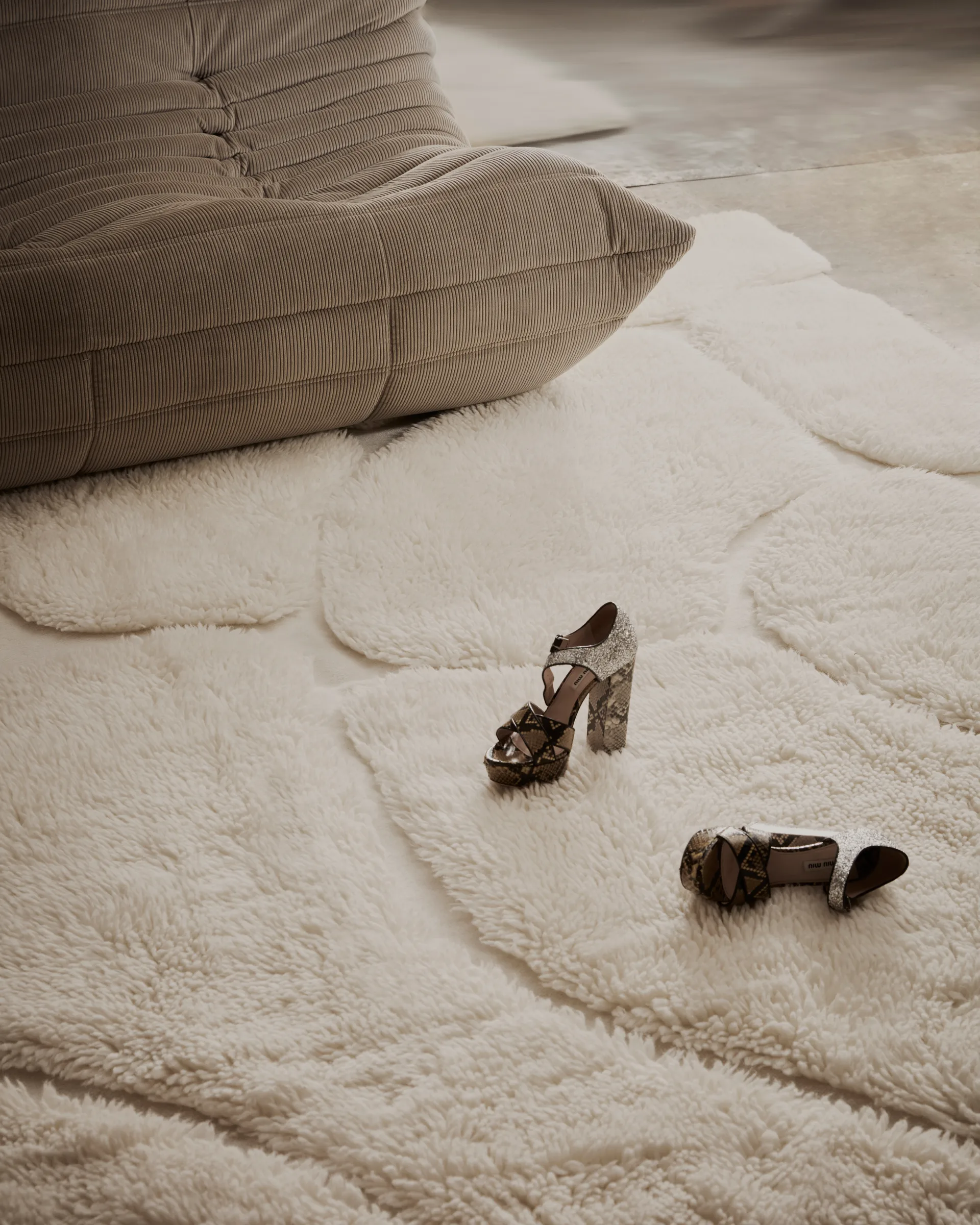 Kullin ullteppe 300x400 cm, Offwhite Tinted