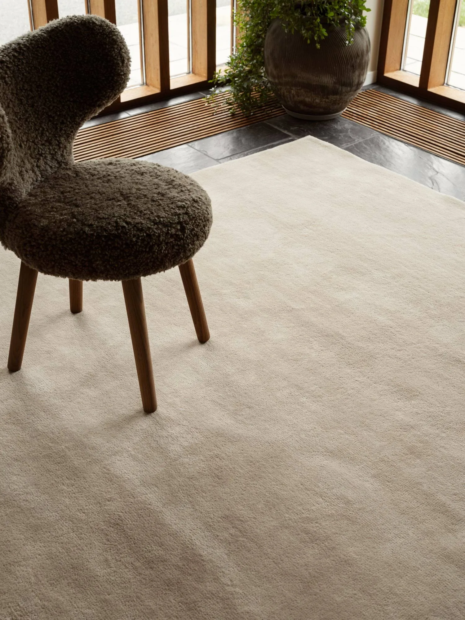 Liljehok ullteppe, Beige, 200x300 cm Tinted