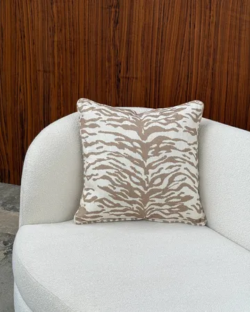 Norell pyntepute - Tiger beige-off white, 50x50 cm - Tinted