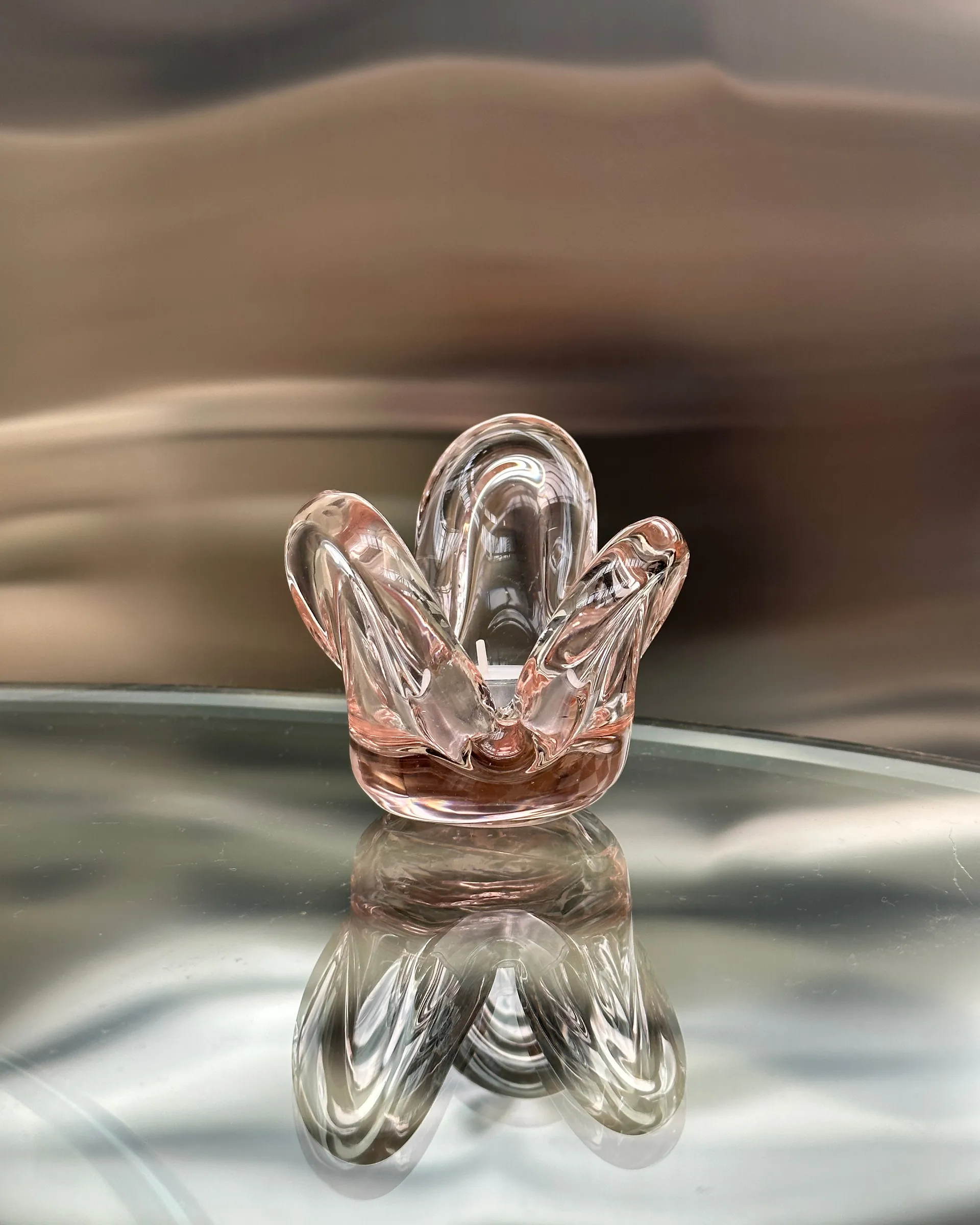 Visser lyslykt, Pink Tinted