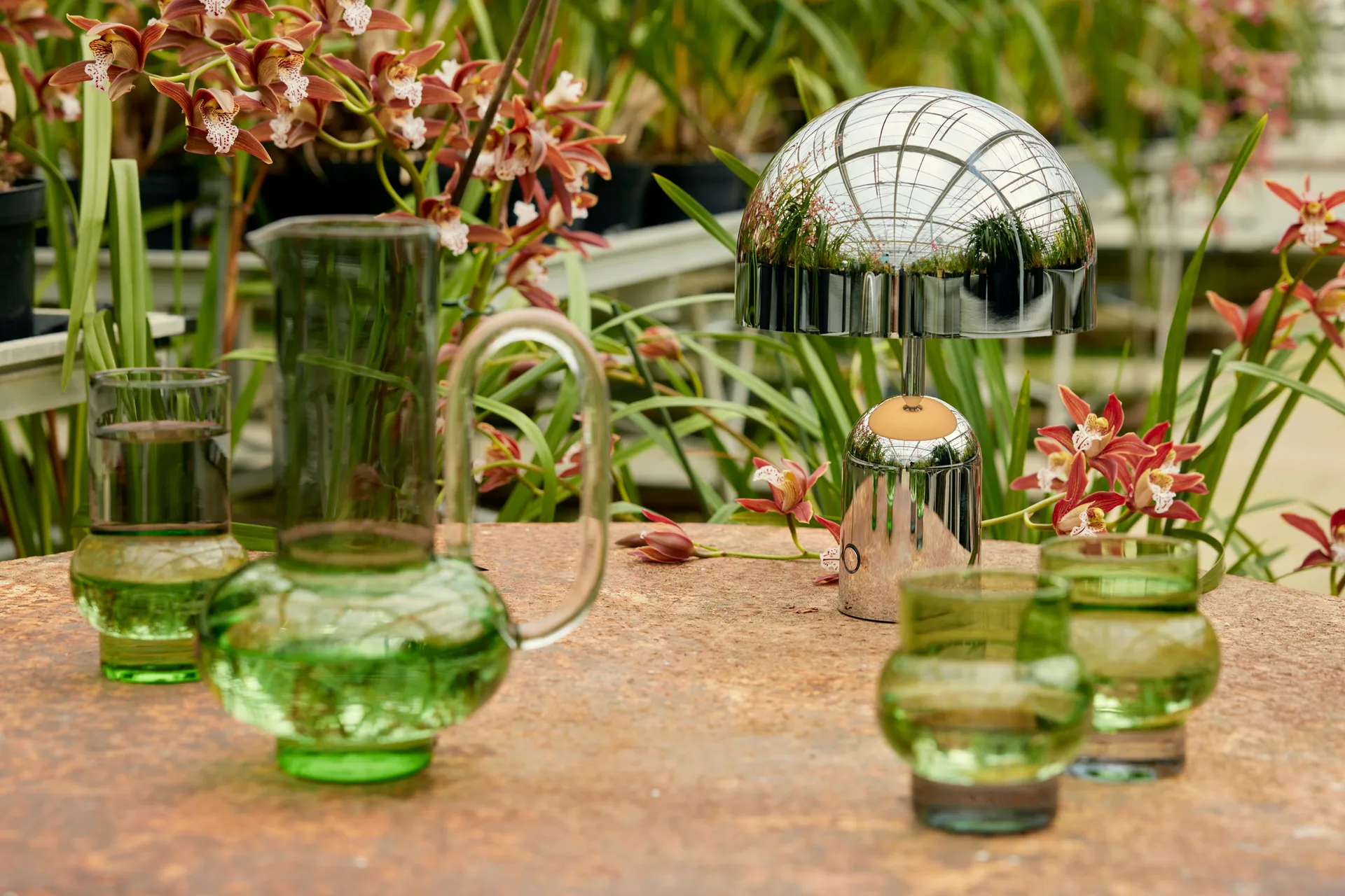 Bell Portable LED bordlampe 28 cm, Silver Tom Dixon