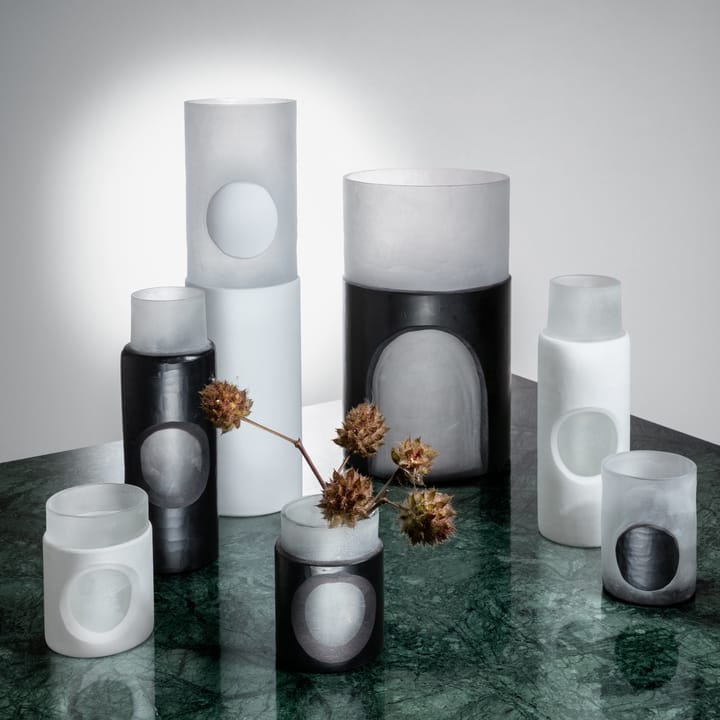 Carved vase liten - Hvit - Tom Dixon