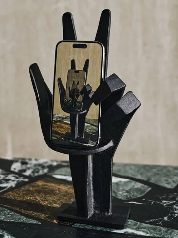 Cast Iron hånd - Black, 29,8x6,5 cm - Tom Dixon
