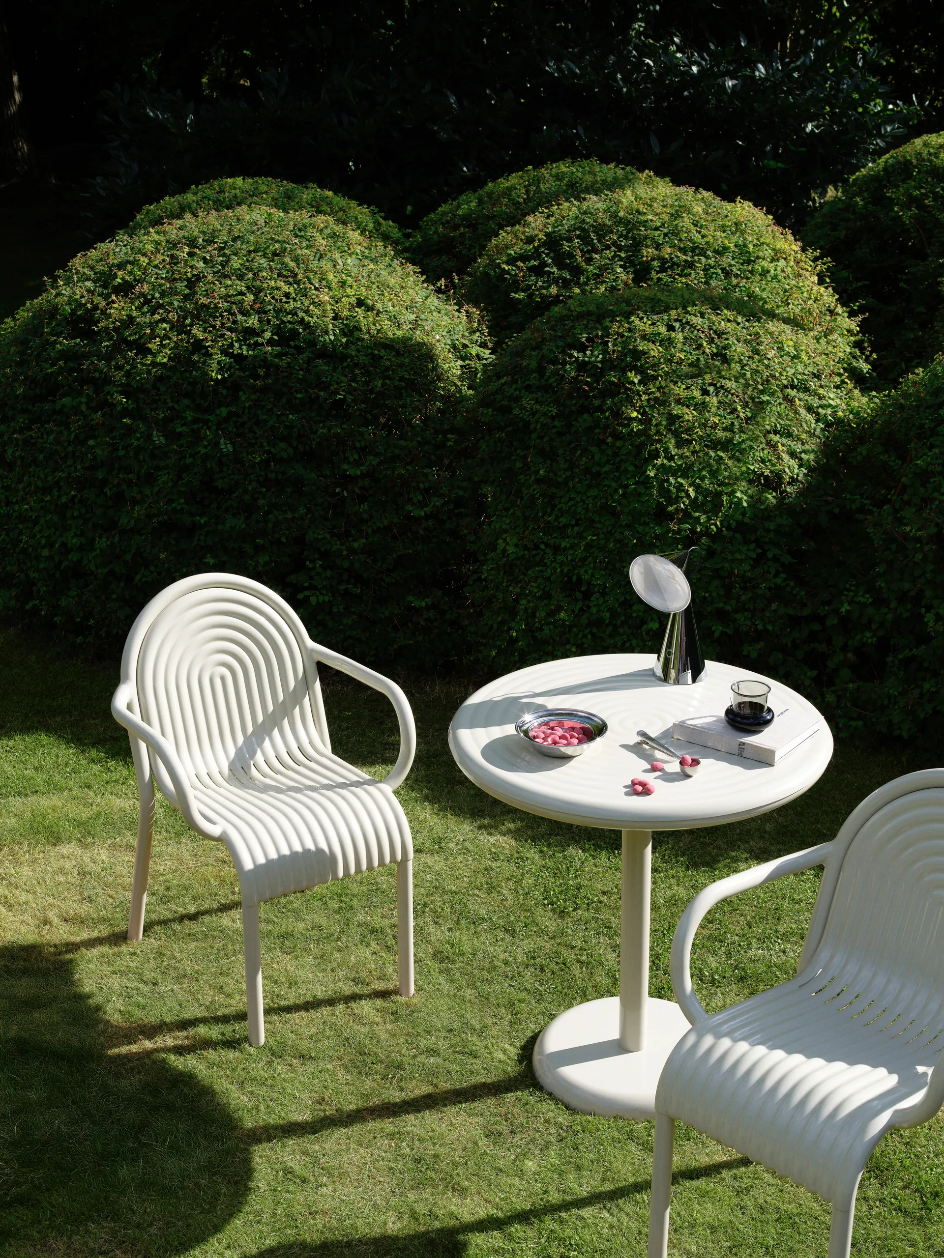 Groove cafebord rundt - Putty, Ø70 cm Tom Dixon