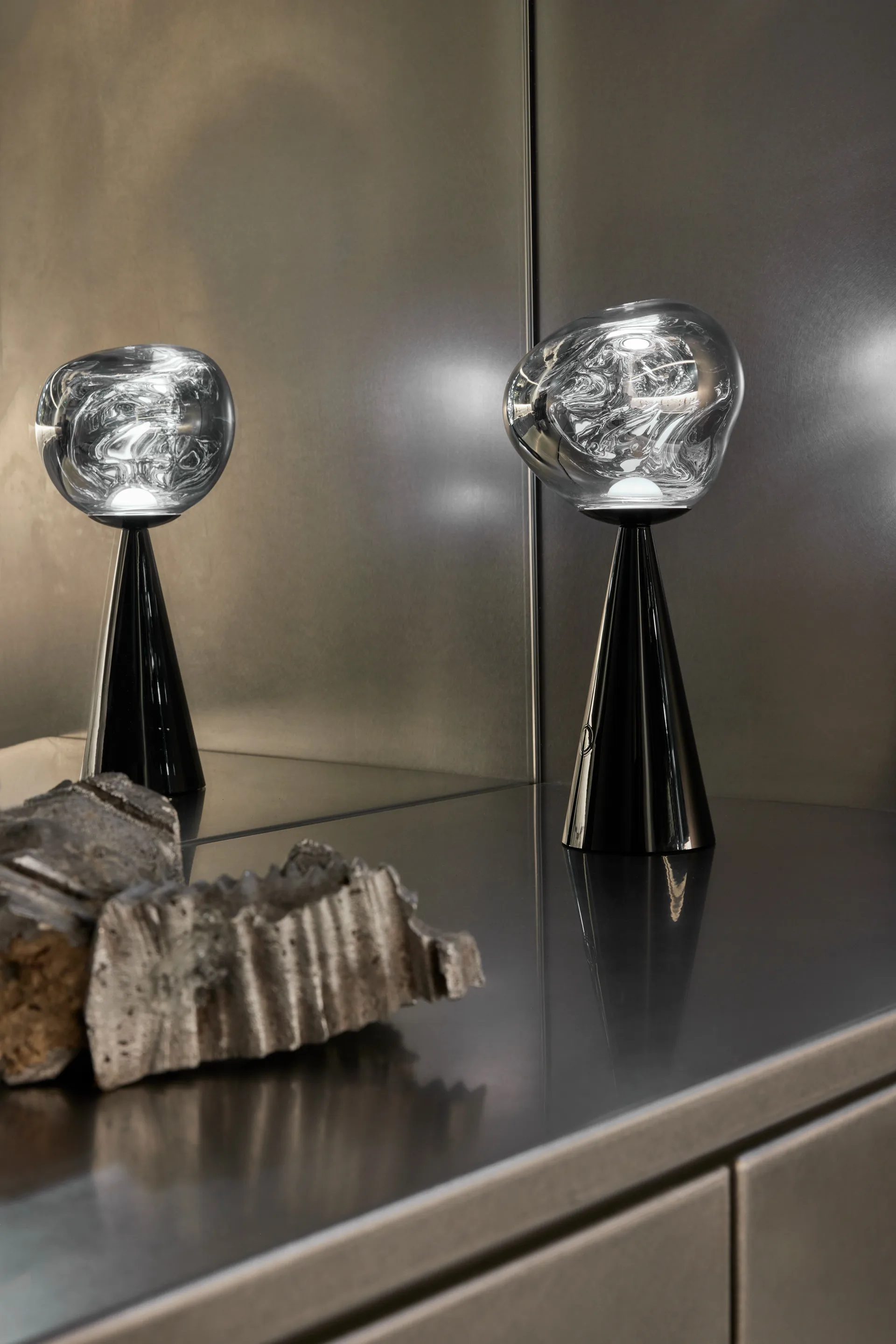 Melt Portable LED bordlampe 28,5 cm, Sort Tom Dixon