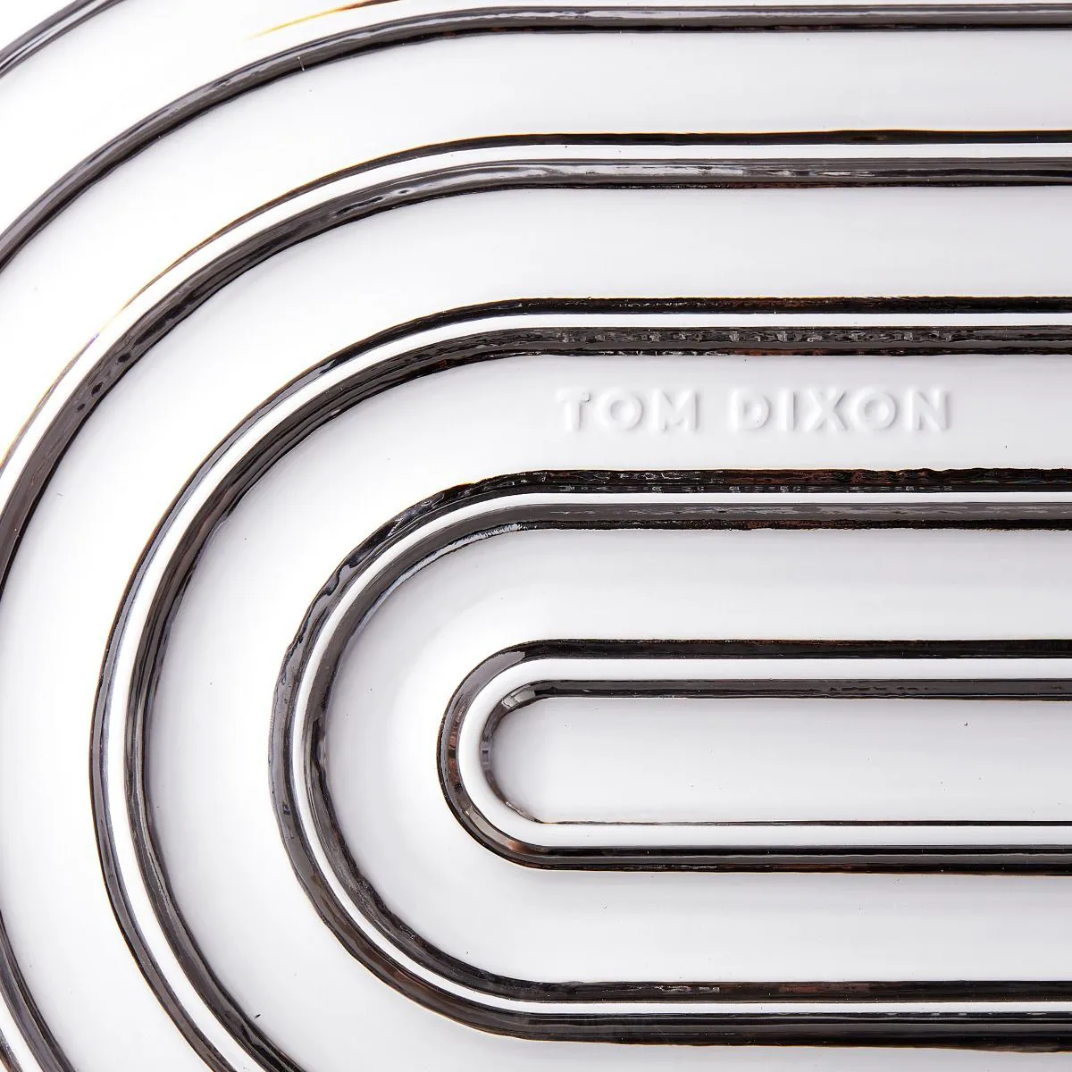 Press bolle stor, Klar Tom Dixon