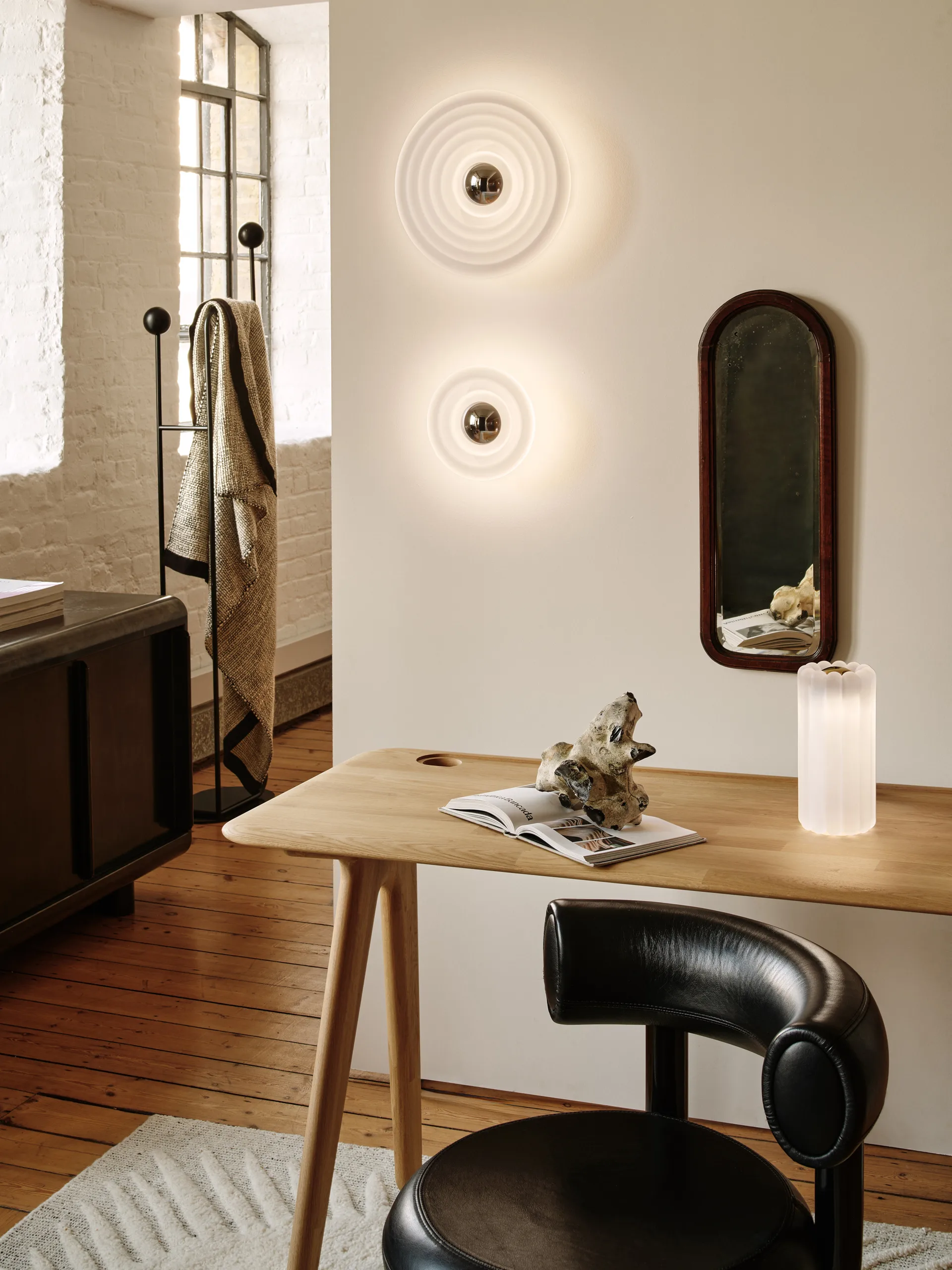 Press Surface vegglampe large LED 35 cm, Frostet Tom Dixon