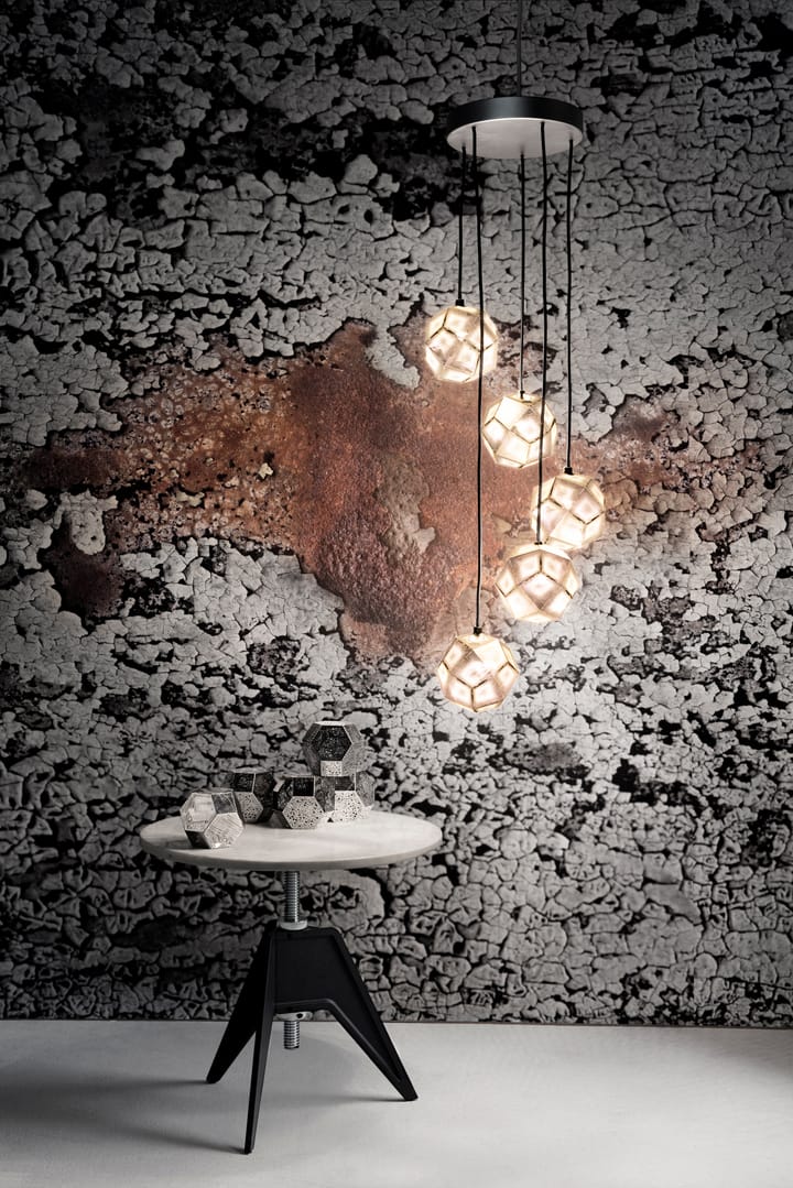 Skrue sidebord Ø60 cm, White marble-cast iron Tom Dixon