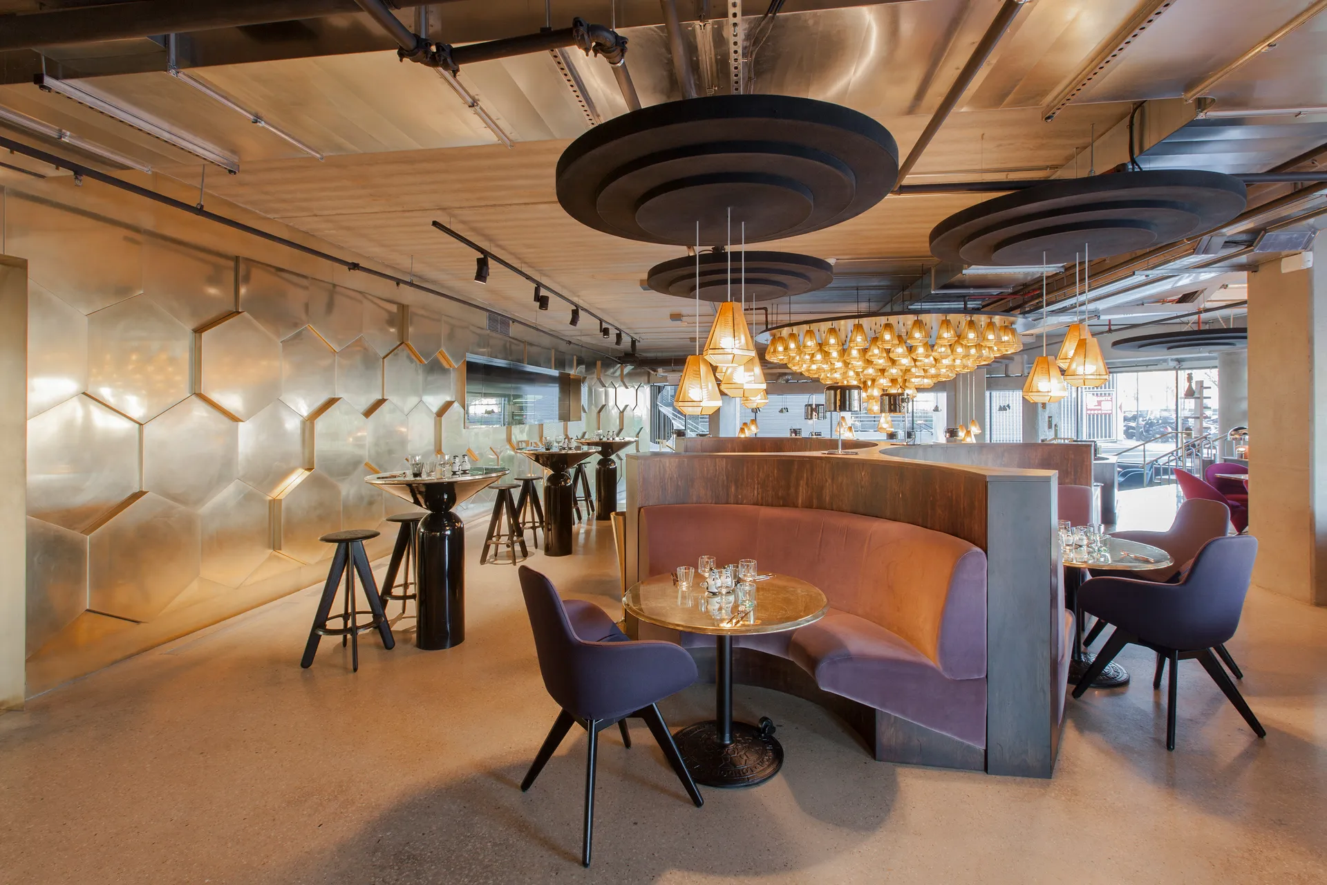Slab rund barkrakk 76 cm, Black oak Tom Dixon