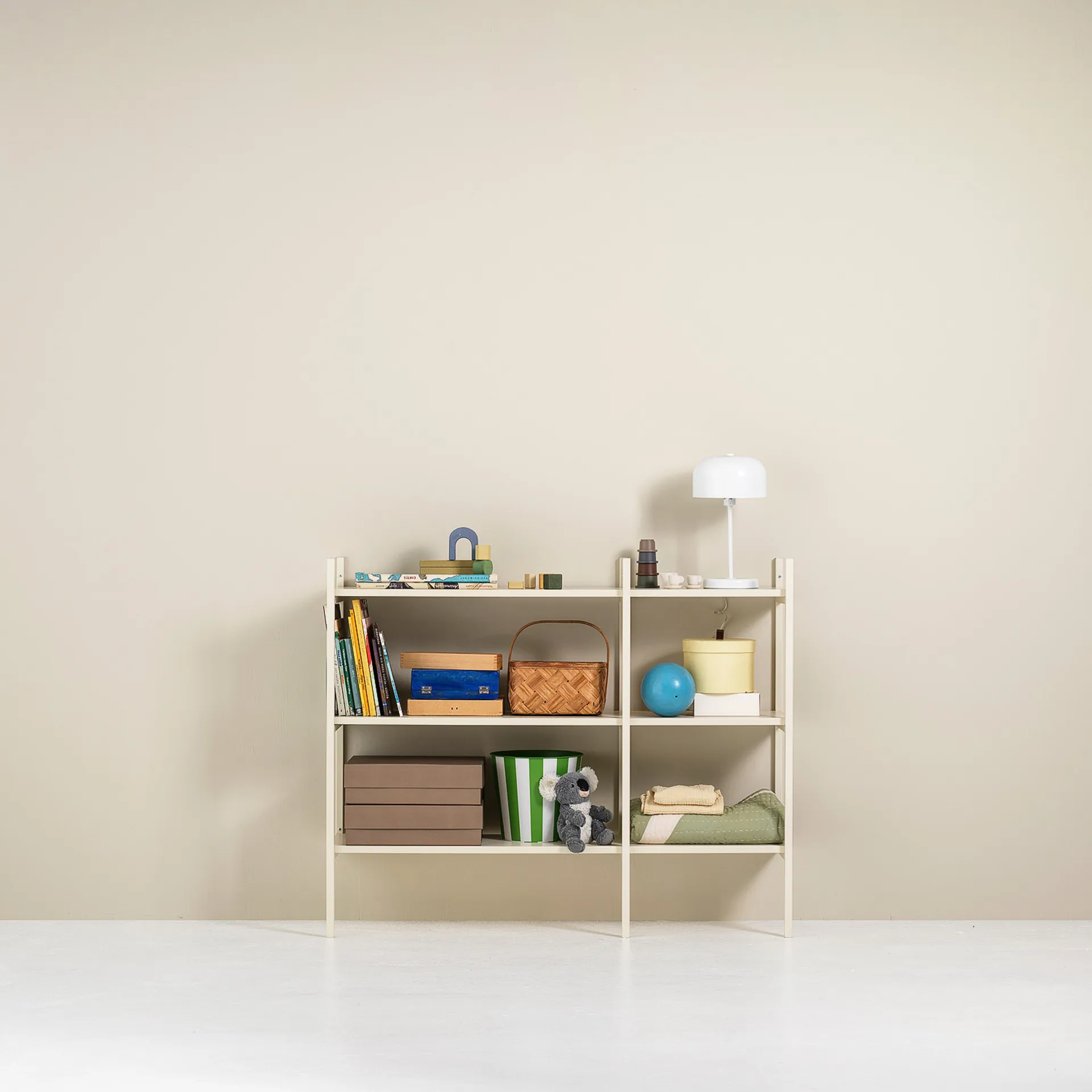 Portal bokhylle small, Off white, 123 cm TÔNN furniture