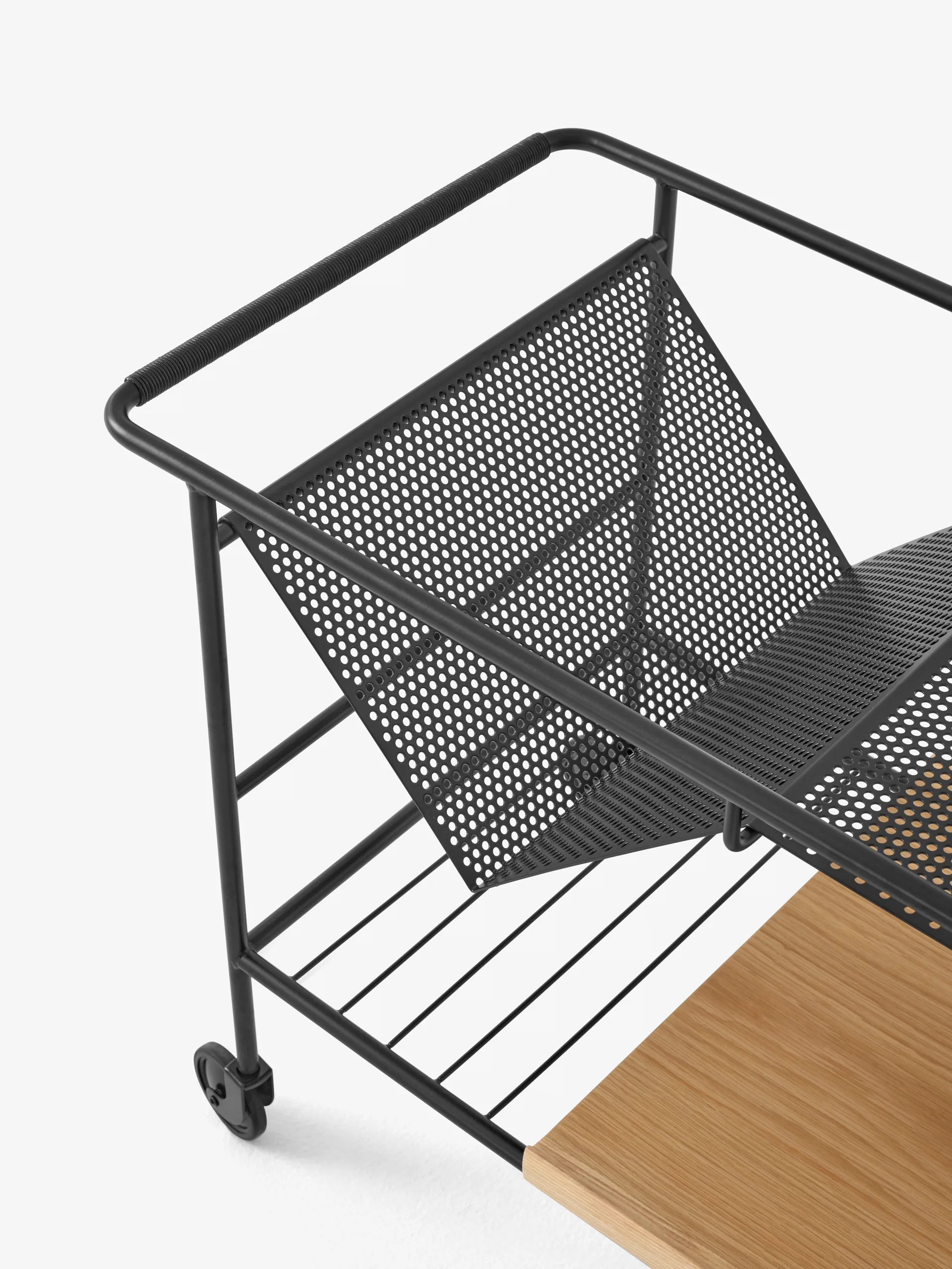 Alima oppbevaringsvogn lakkert eik, Black & lacquered oak &Tradition