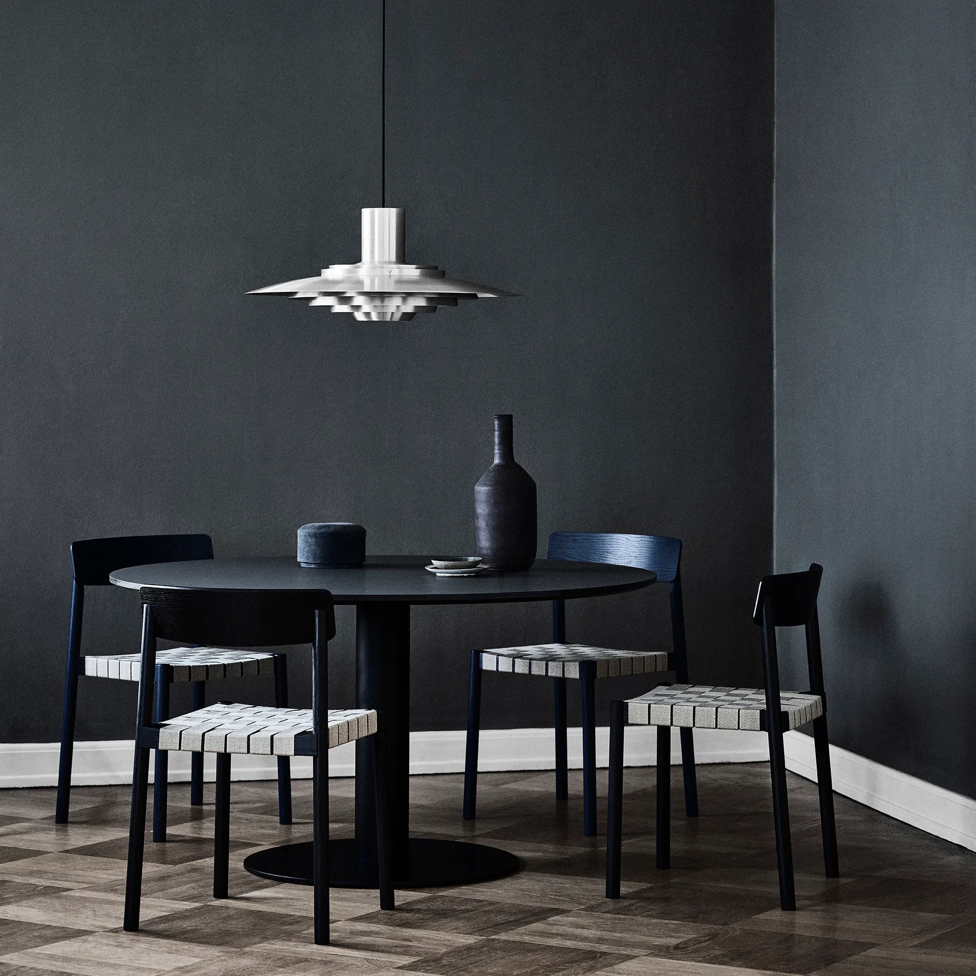 Betty stol TK1, Svart &Tradition