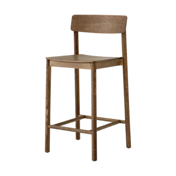 Betty TK13 Counter Chair barkrakk 65 cm - Røkt eik - &Tradition