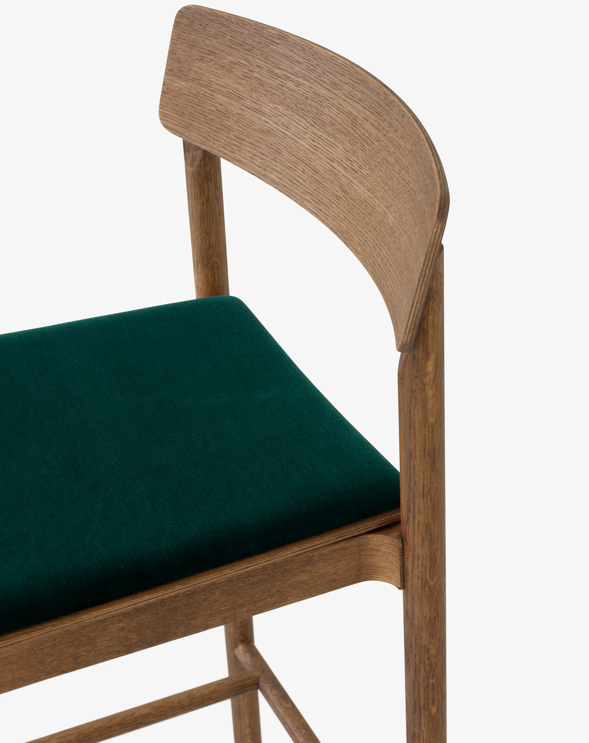 Betty TK17 Bar Chair barkrakk 75 cm, Gentle 0973-røkt eik &Tradition