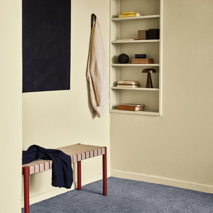 Betty TK4 benk, Oak, naturflettet linstråsete &Tradition