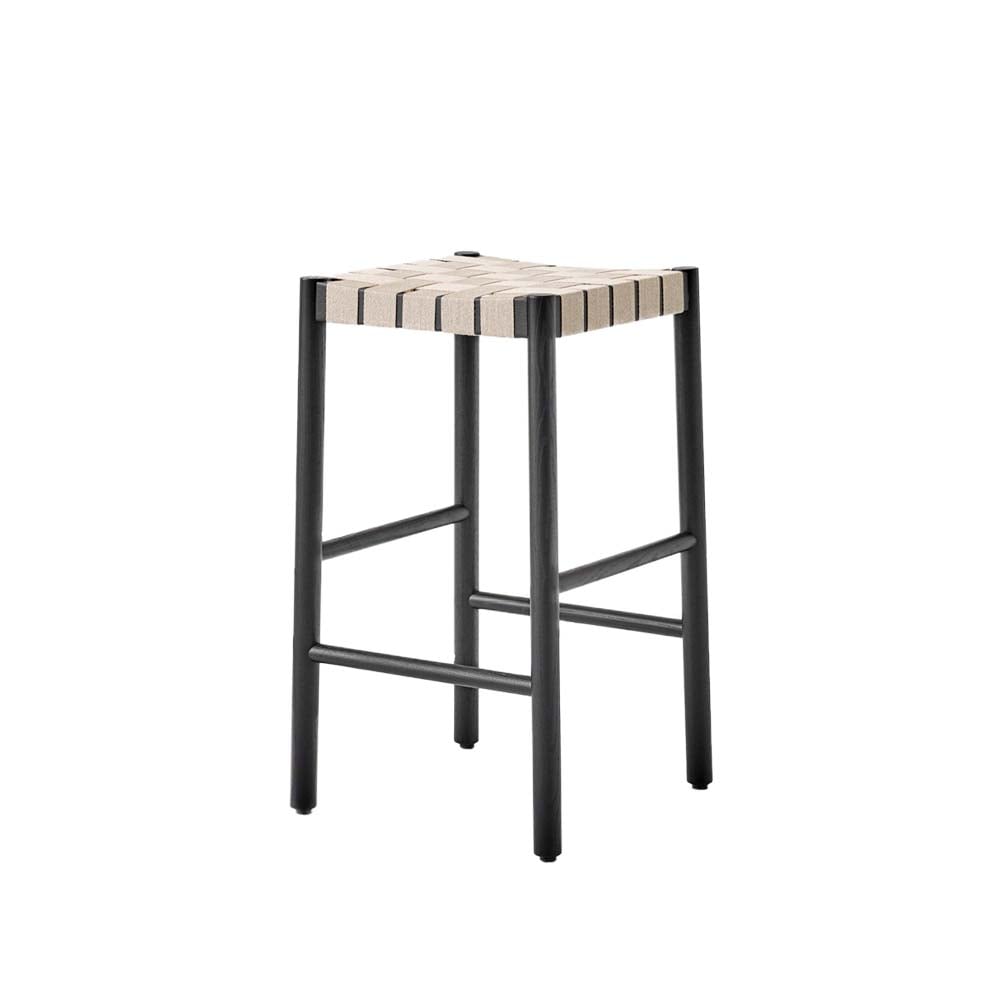 Bilde av &Tradition Betty TK7 barkrakk Black naturflettet linstråsete