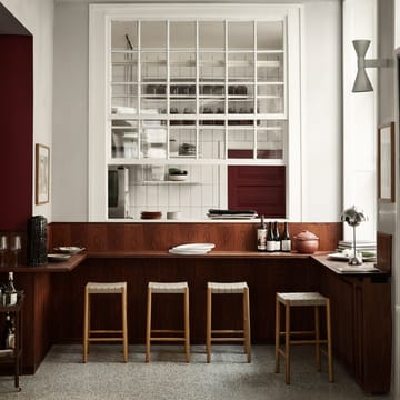 Betty TK7 barkrakk - Oak, naturflettet linstråsete - &Tradition