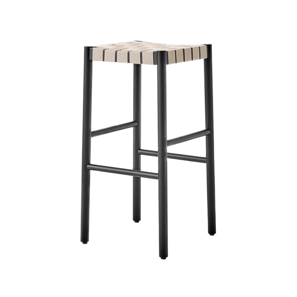 Bilde av &Tradition Betty TK8 barkrakk Black naturflettet linstråsete