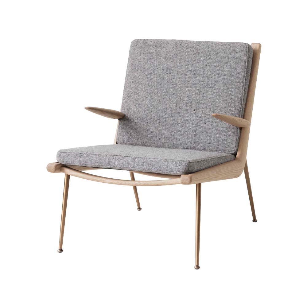 &Tradition Boomerang HM2 lenestol Hallingdal 130 grå, hvitoljet eik