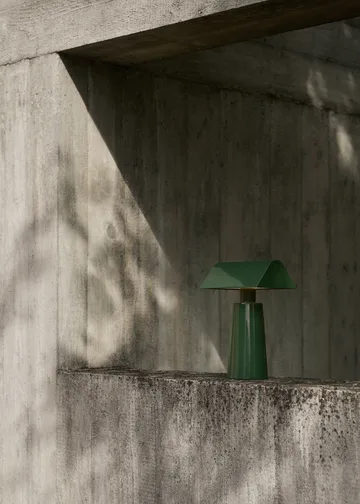 Caret MF1 portable bordlampe - Forest - &Tradition