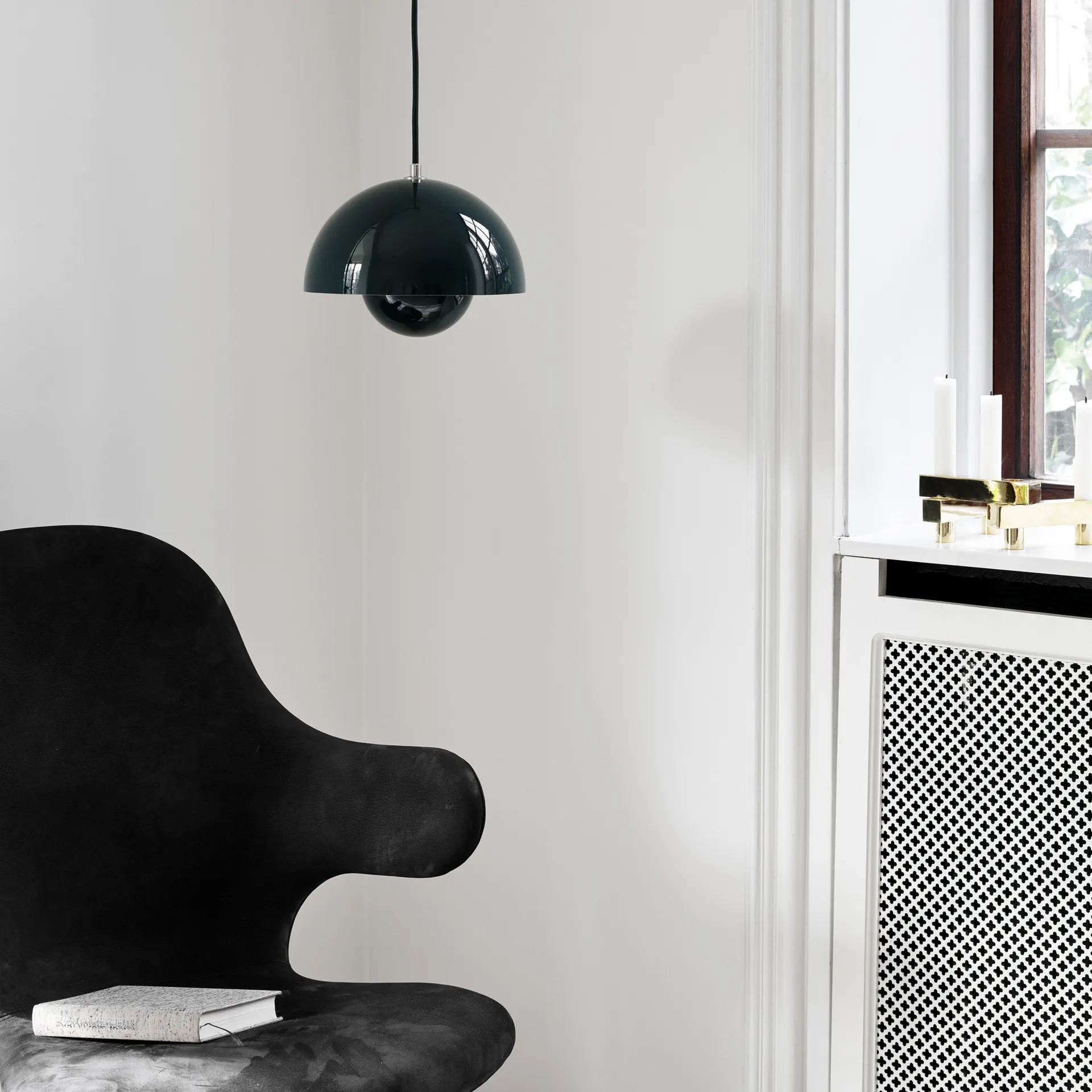 Catch JH15 stol, Divina 584 red-sortlakkert stål &Tradition